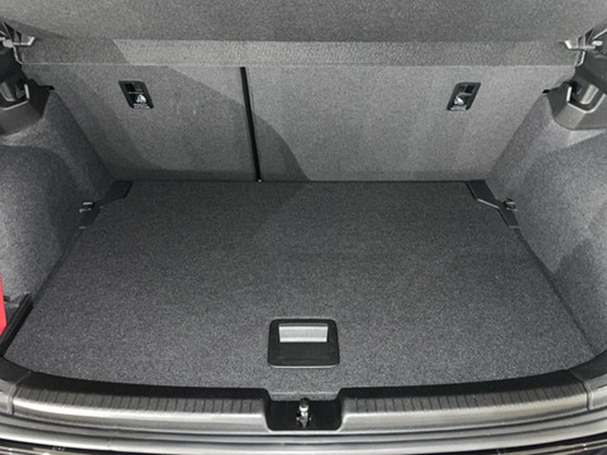 VW Polo 2.0 TSI OPF DSG GTI (2023) - Photo 12