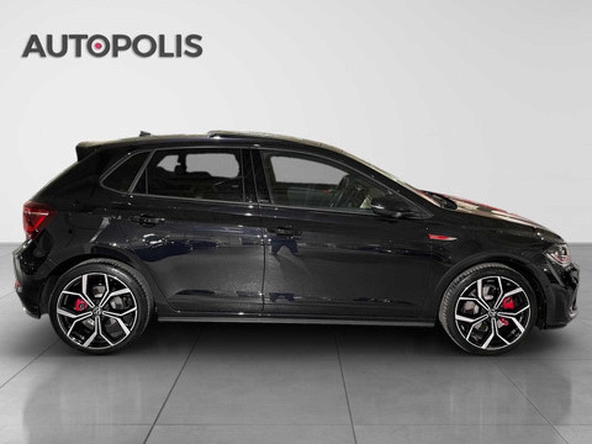 VW Polo 2.0 TSI OPF DSG GTI (2023) - Photo 18