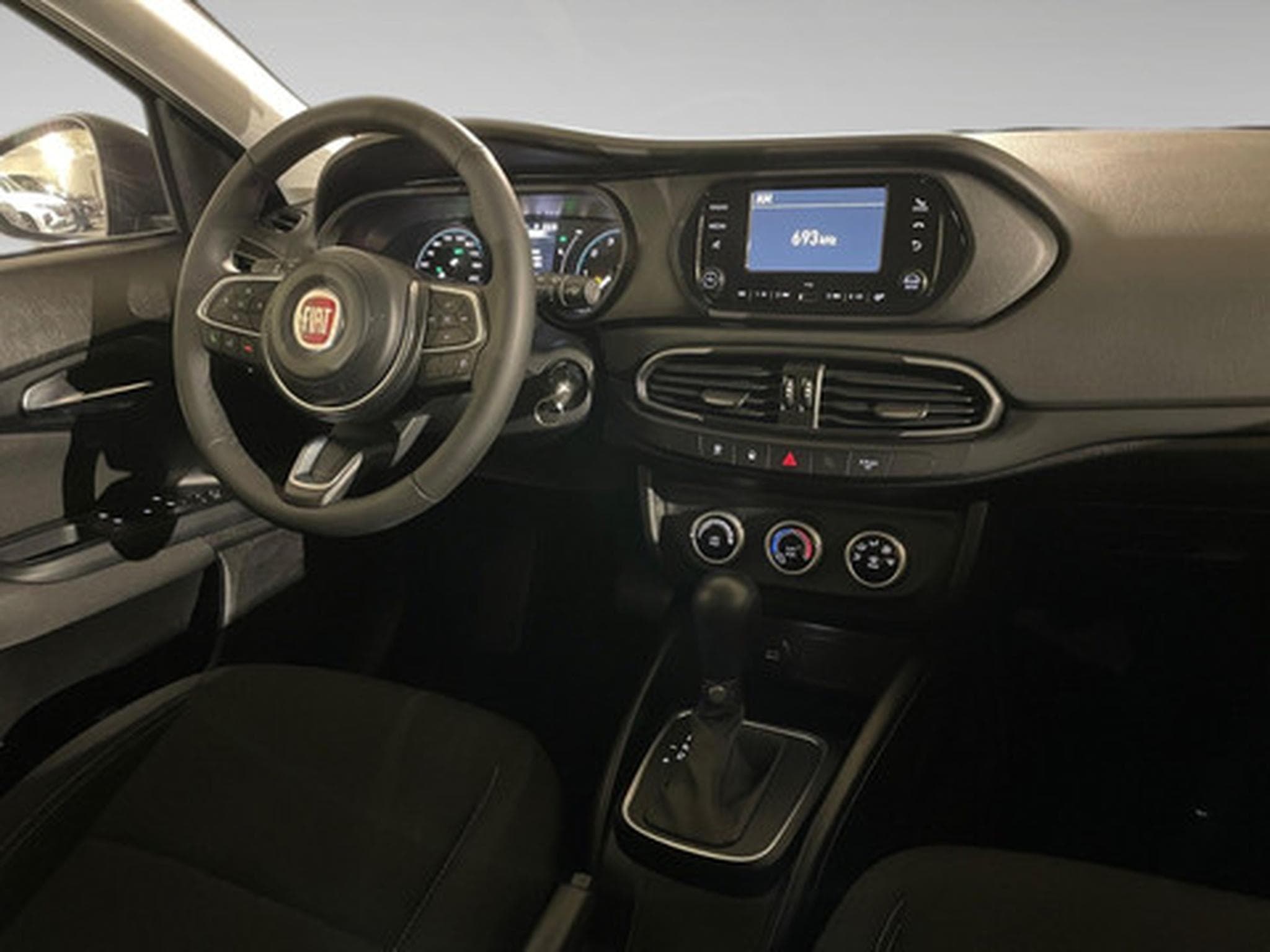 Fiat Tipo 1.5 Hybrid 130 DCT7 (2024) - Photo 7