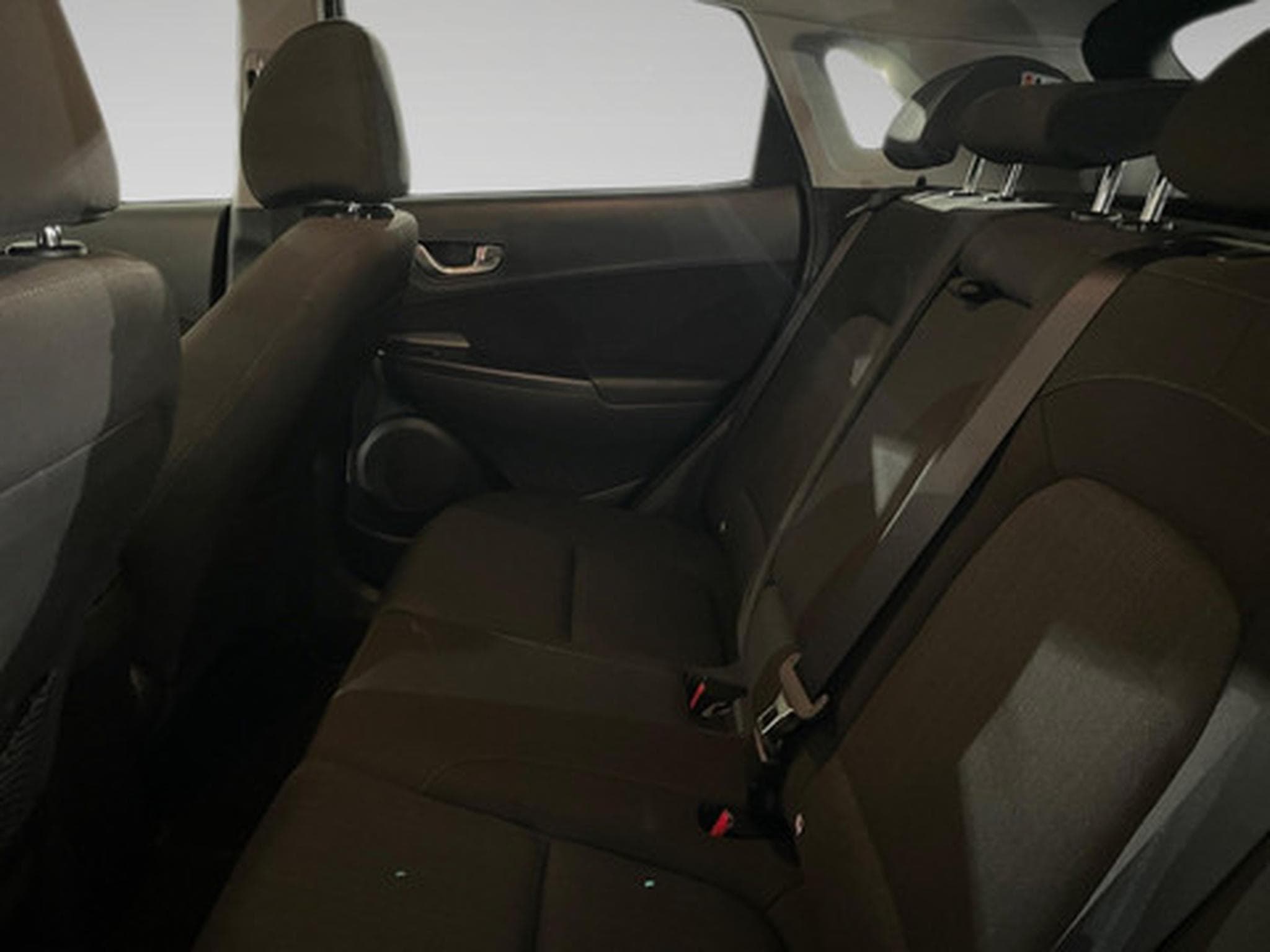 Hyundai Kona 1.6 GDi Hybrid Techno 6-DCT (2023) - Photo 11