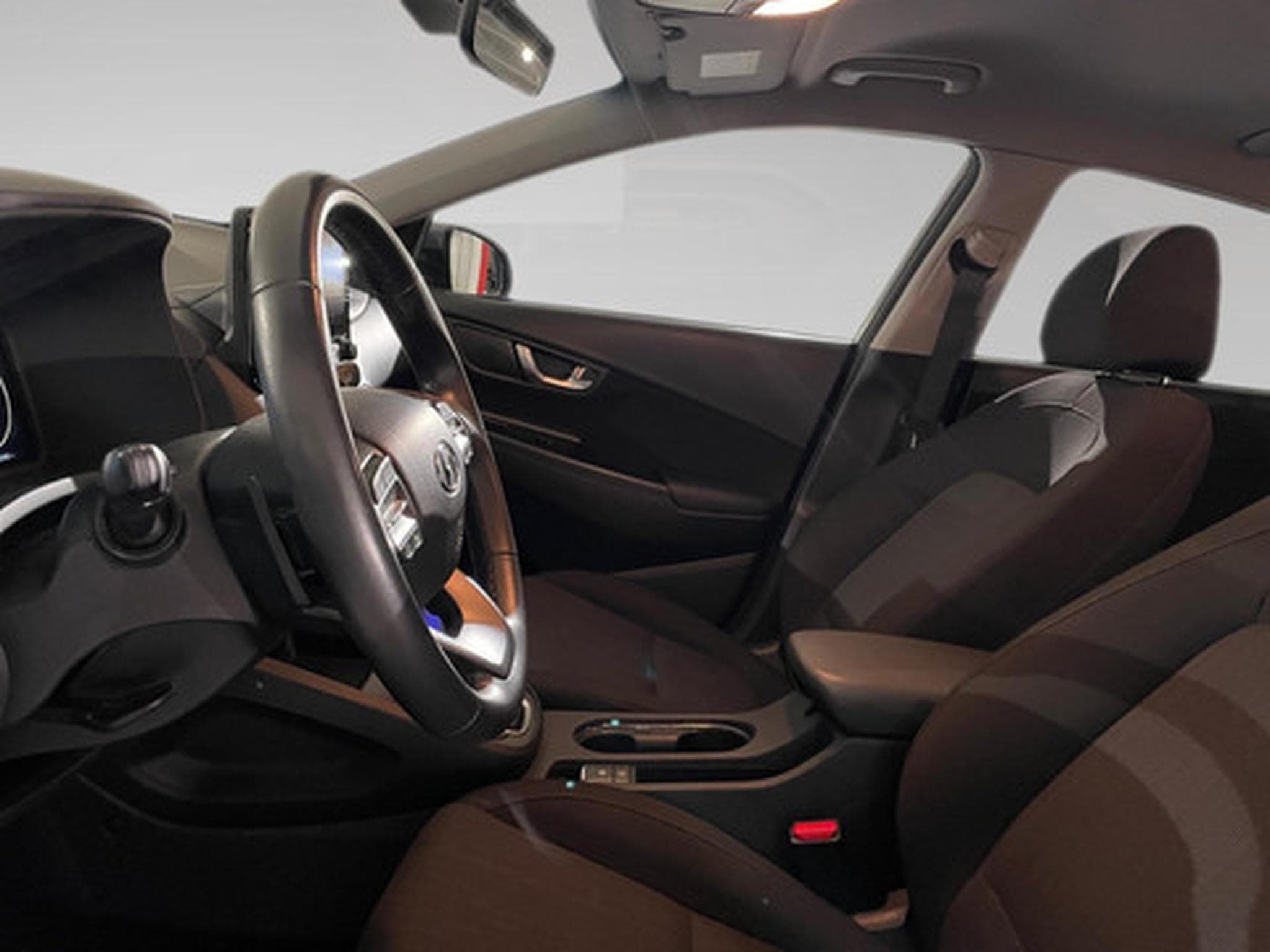 Hyundai Kona 1.6 GDi Hybrid Techno 6-DCT (2023) - Photo 4