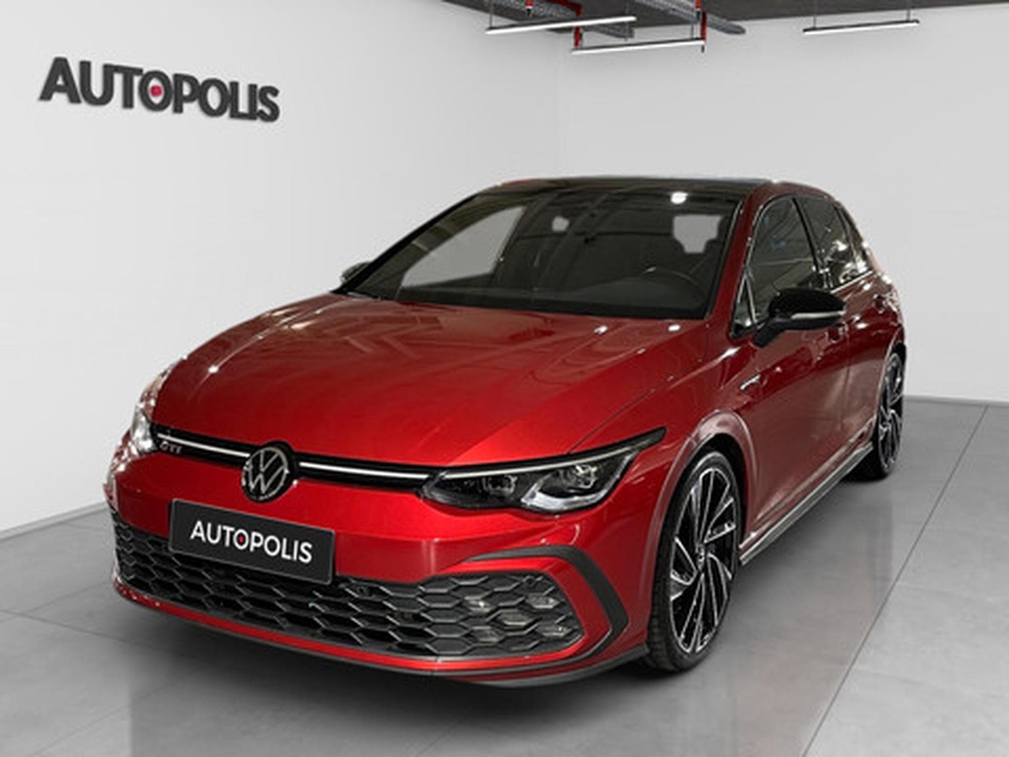VW Golf 2.0 TSI GTI (2022) - Photo 17