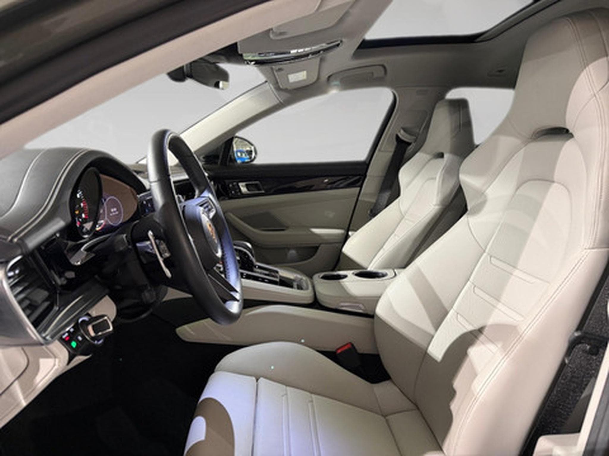 Porsche Panamera 2.9 Sport Turismo 4 E-Hybrid (2023) - Photo 4