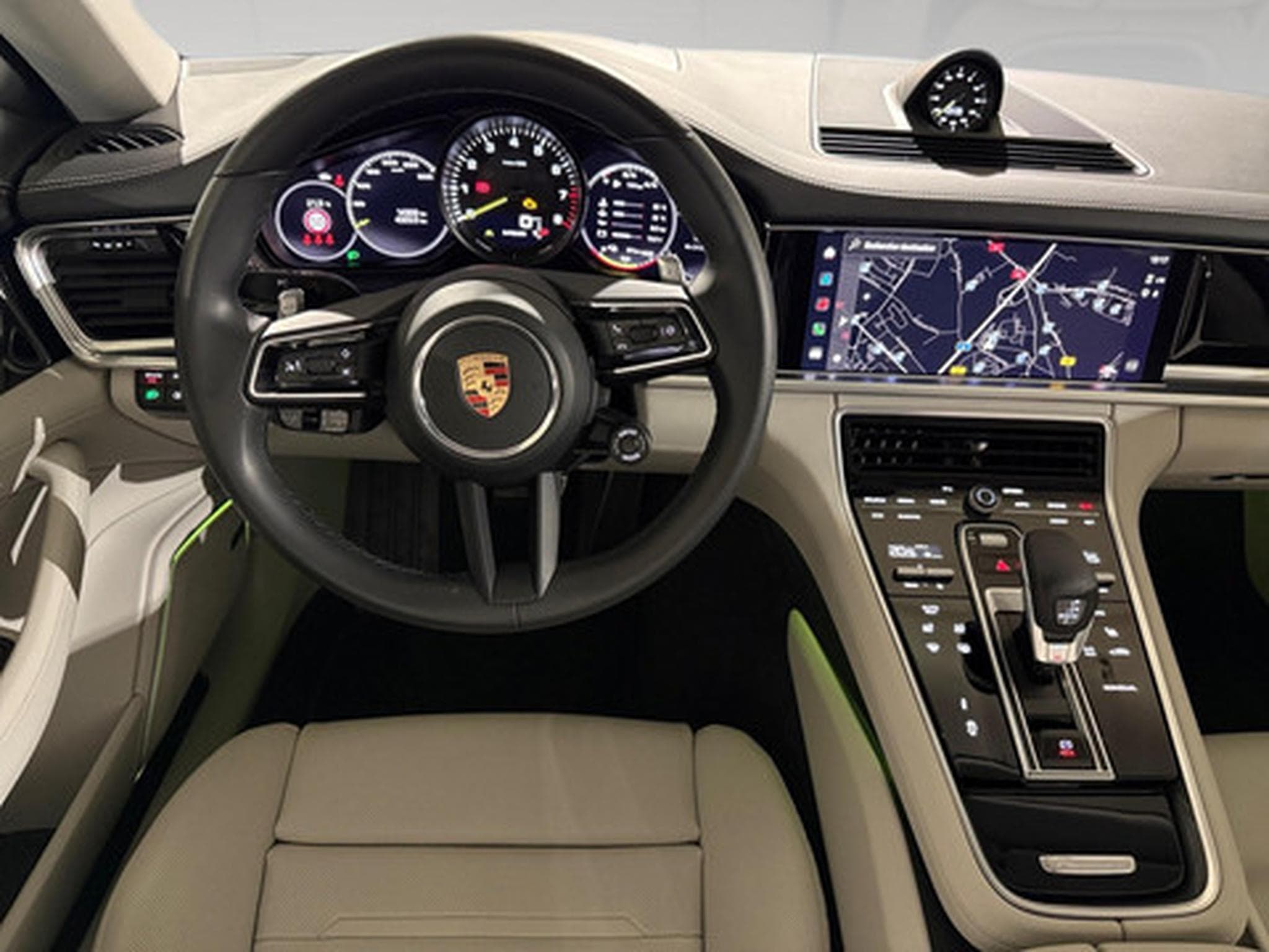 Porsche Panamera 2.9 Sport Turismo 4 E-Hybrid (2023) - Photo 6