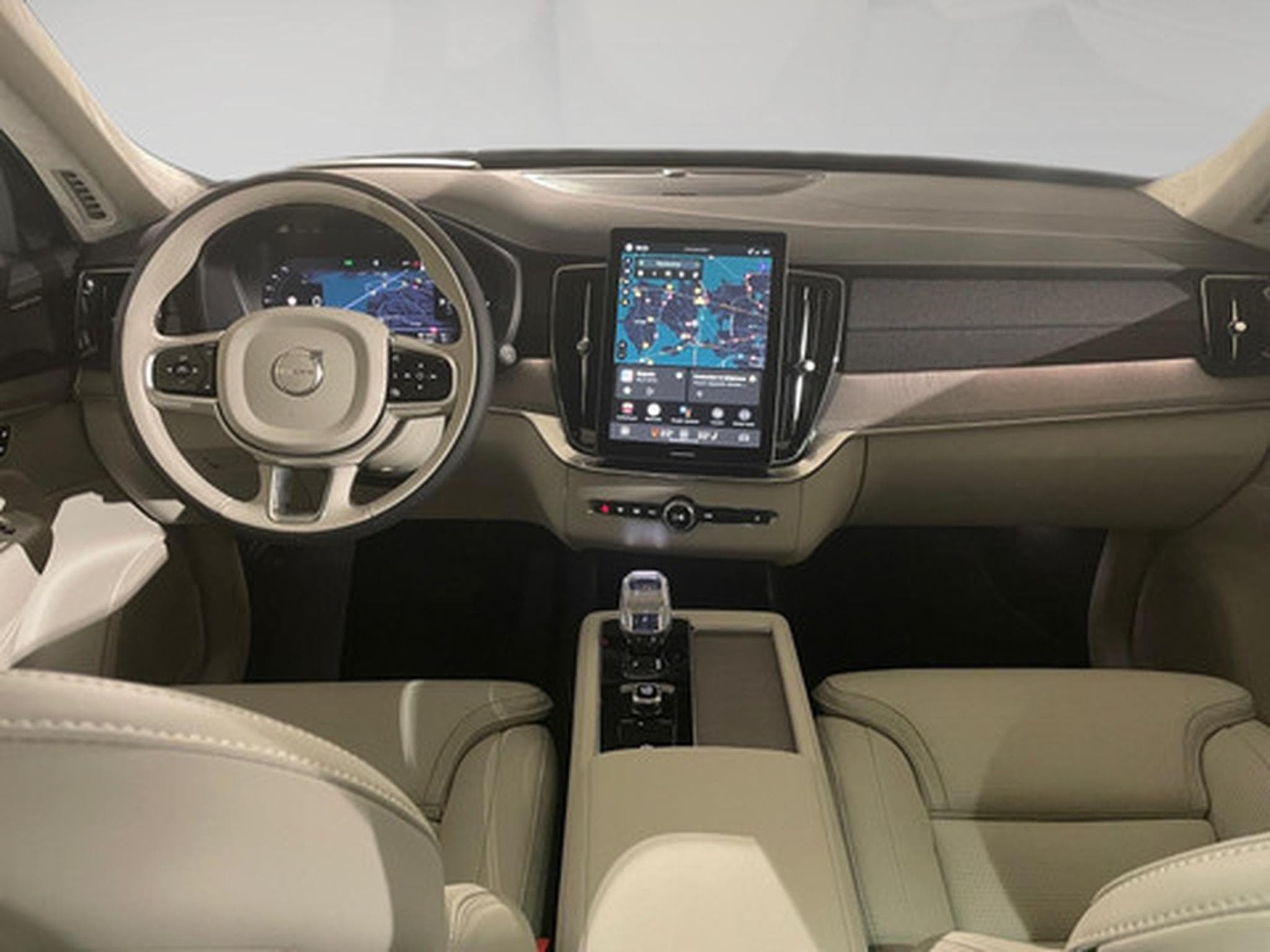 Volvo XC90 2.0 T8 4WD Plus Dark Aut. (2025) - Photo 5