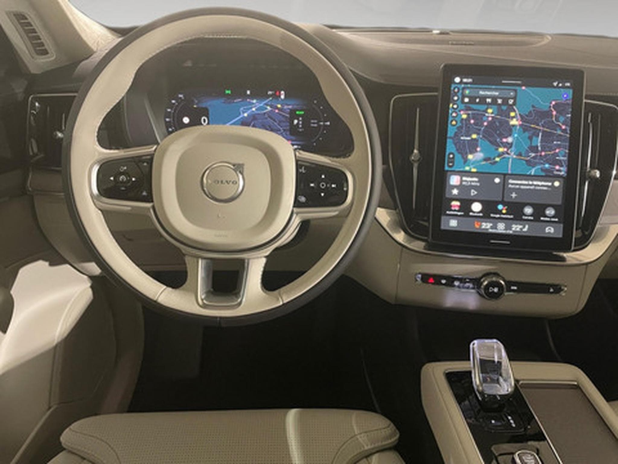 Volvo XC90 2.0 T8 4WD Plus Dark Aut. (2025) - Photo 6