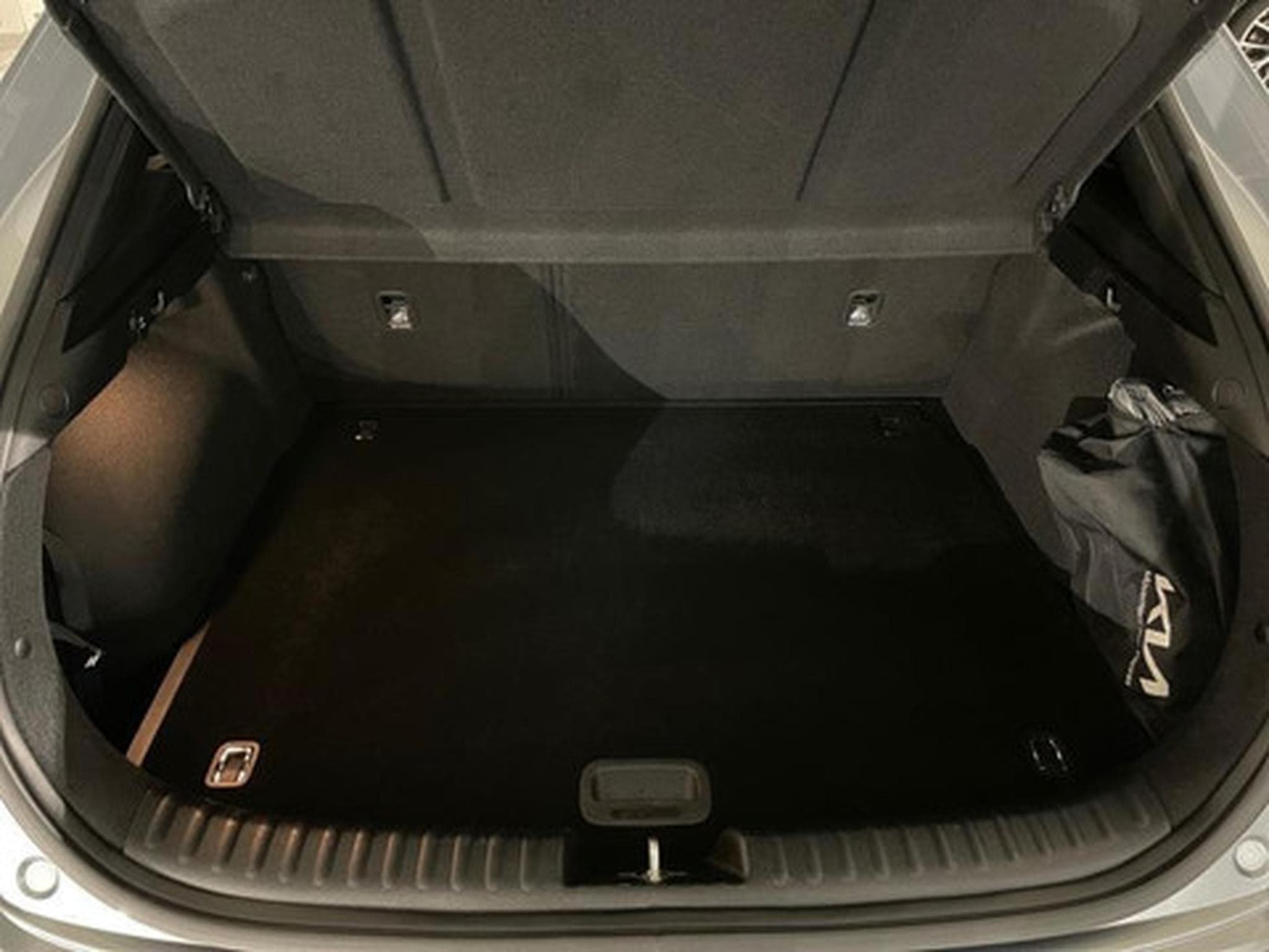 Kia XCeed 1.5 T-GDi 140 DCT Pulse (2024) - Photo 12