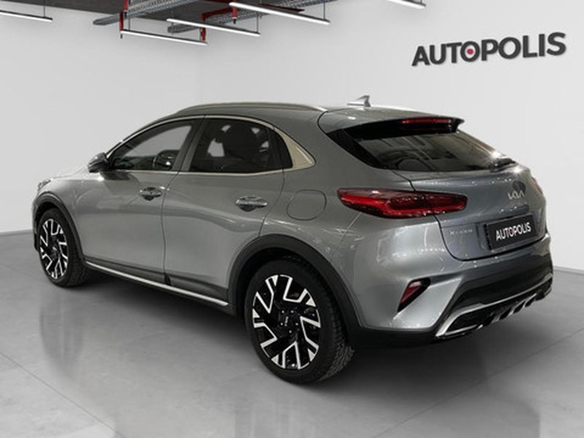 Kia XCeed 1.5 T-GDi 140 DCT Pulse (2024) - Photo 13