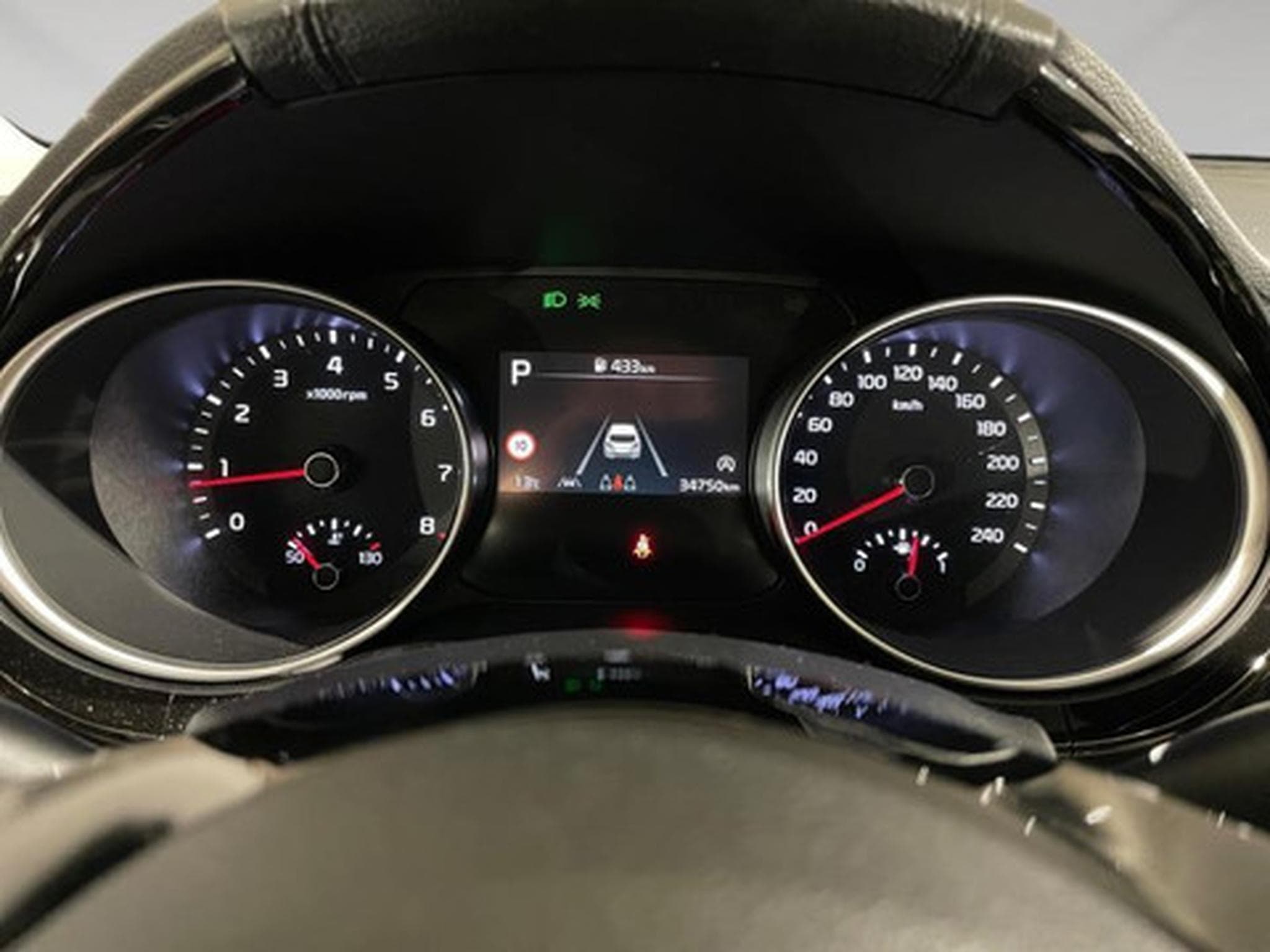 Kia XCeed 1.5 T-GDi 140 DCT Pulse (2024) - Photo 2