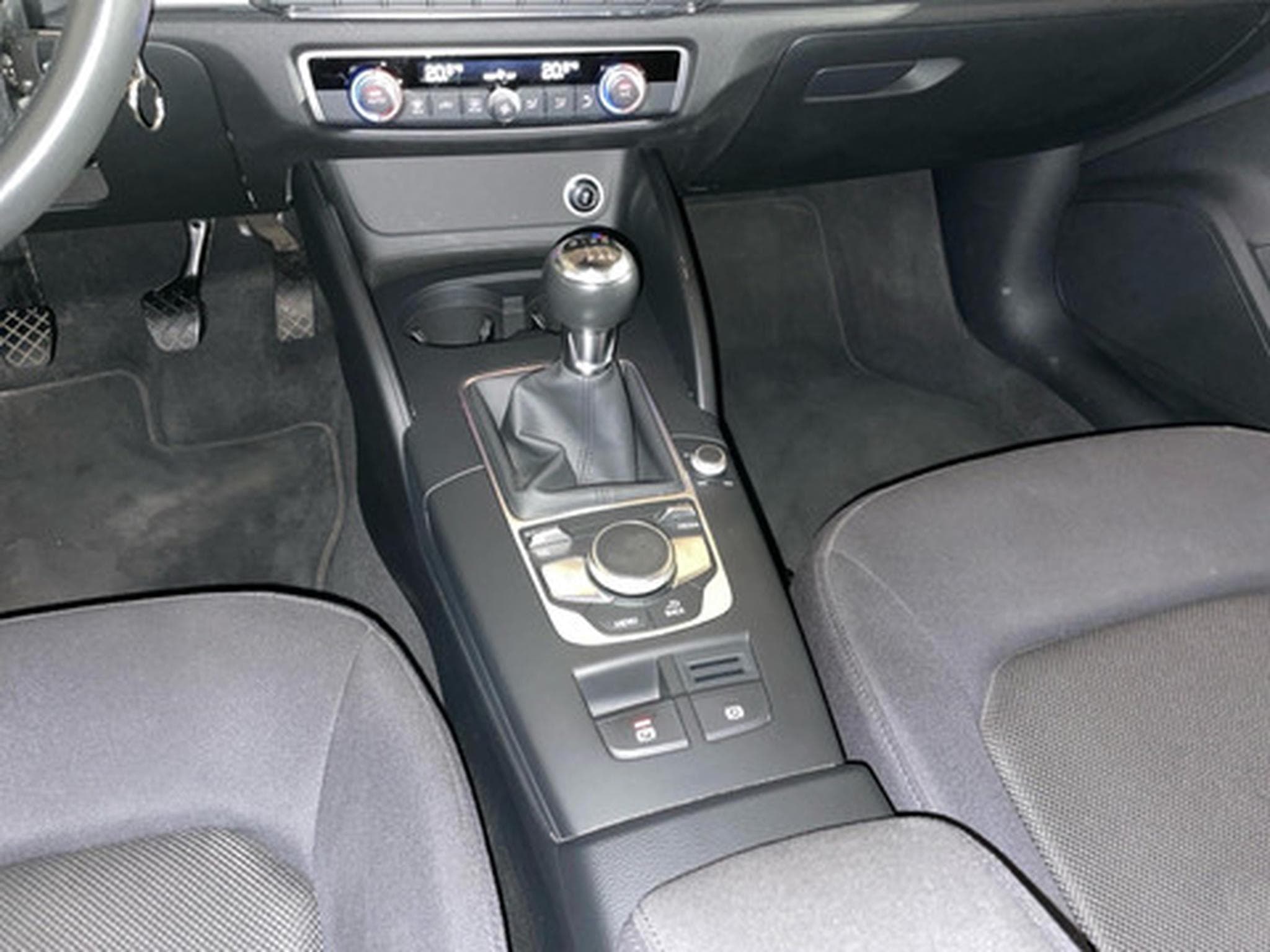 Audi A3 35 TFSI edition one Sportback (2018) - Photo 10