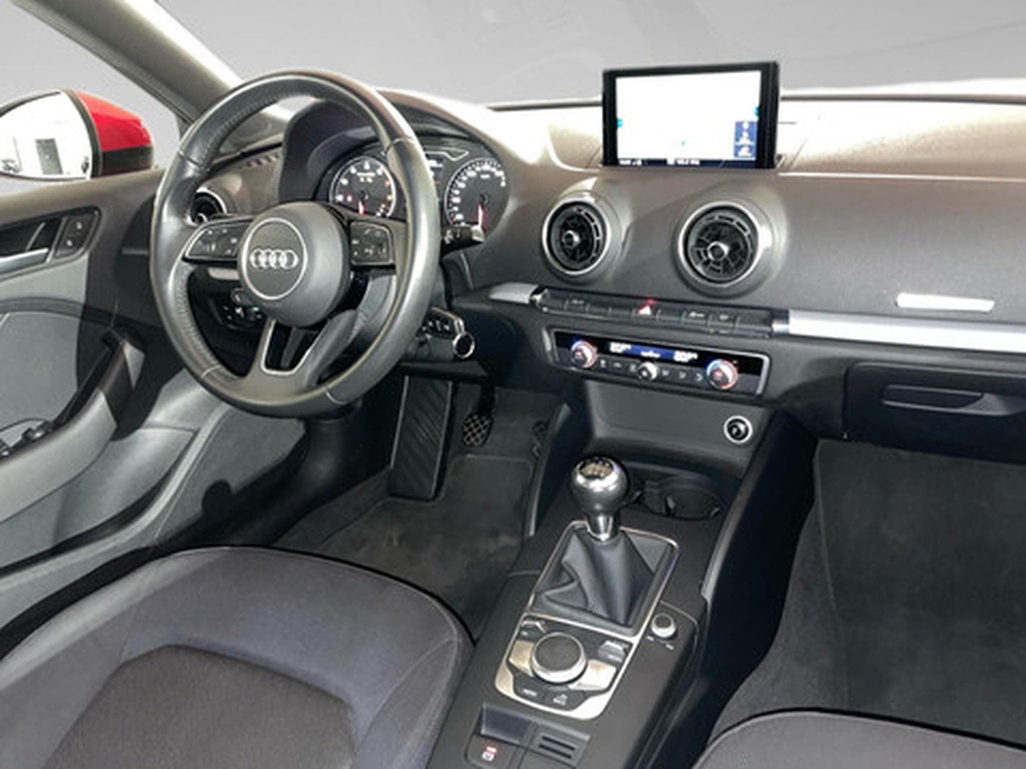 Audi A3 35 TFSI edition one Sportback (2018) - Photo 7