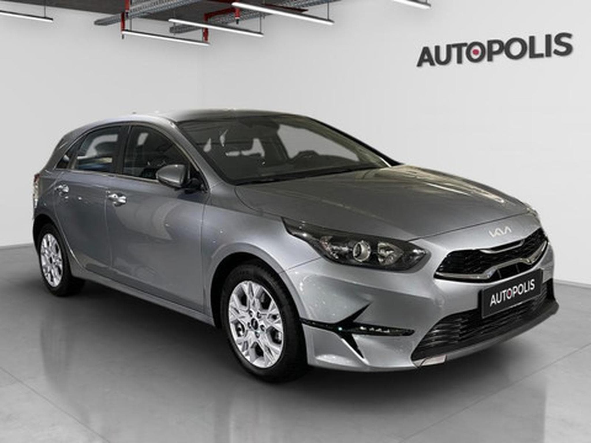 Kia Ceed Pulse 1.0 T-GDI 120 MHEV DCT ISG (2024) - Photo 19