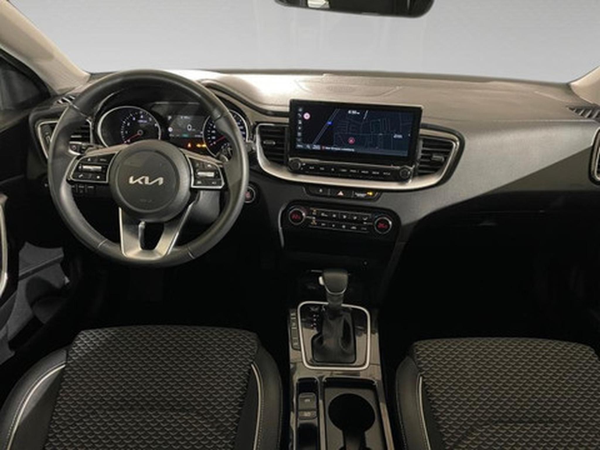 Kia Ceed Pulse 1.0 T-GDI 120 MHEV DCT ISG (2024) - Photo 5