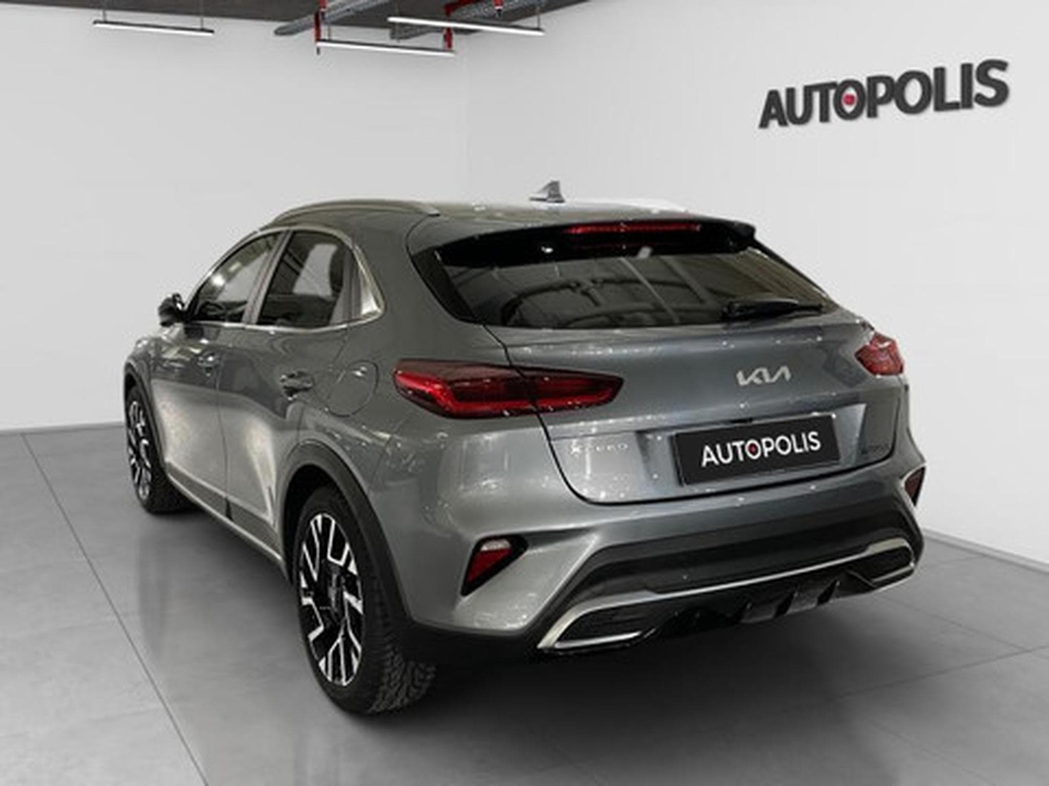 Kia XCeed 1.5 T-GDi 140 DCT Pulse (2024) - Photo 18