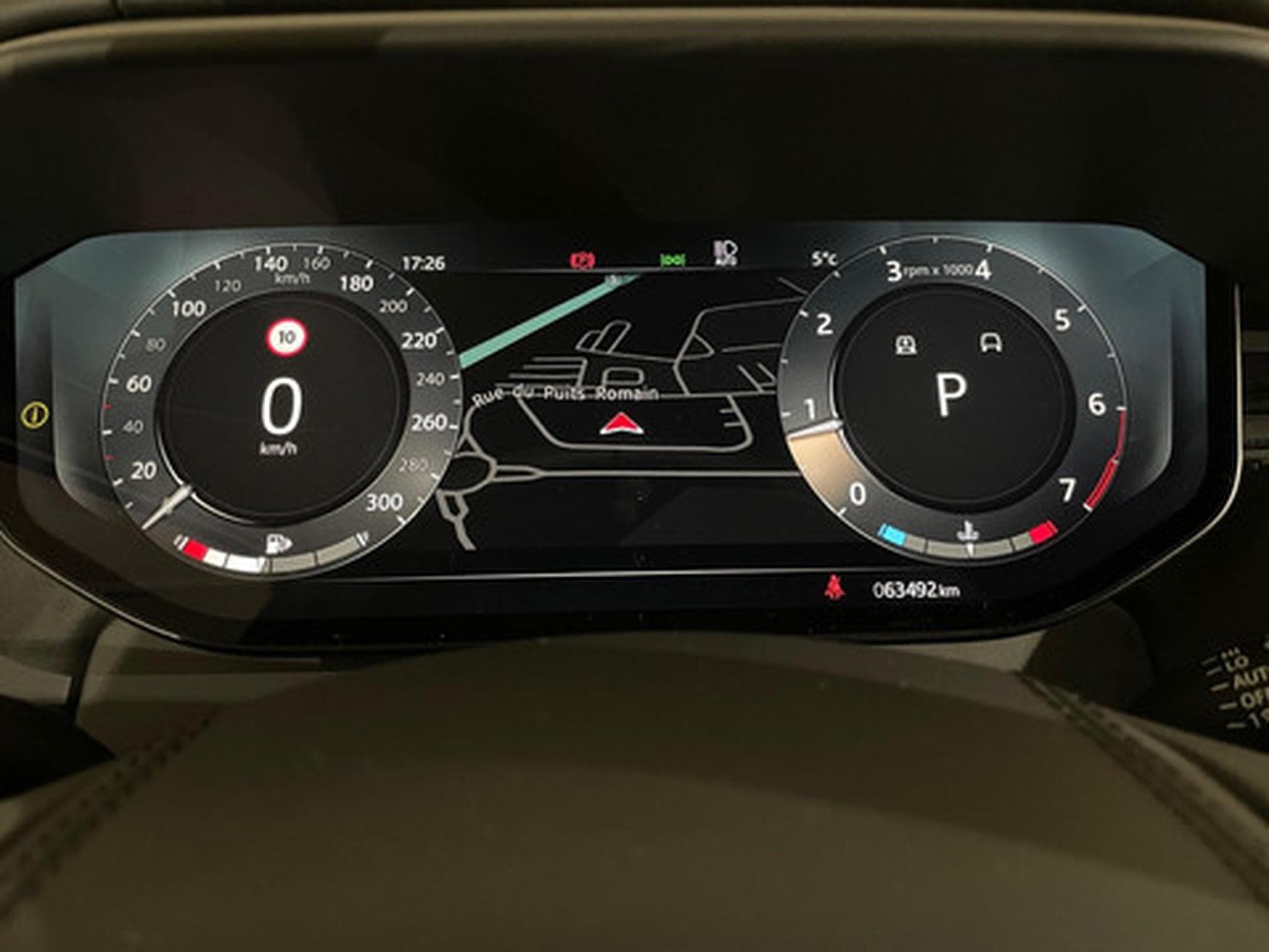 Land-Rover Range Rover Sport P400 Autobiography (2023) - Photo 2