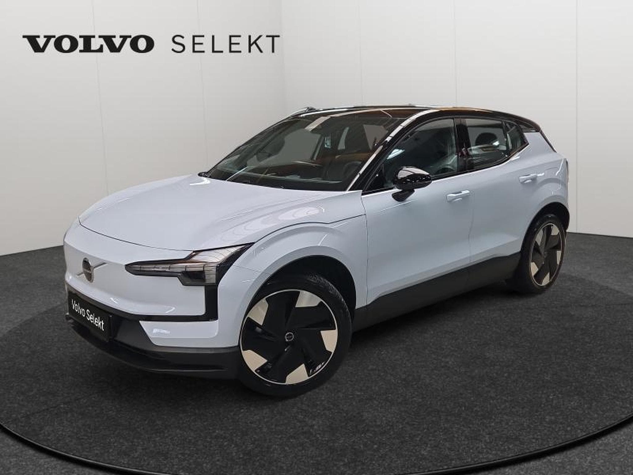 Volvo EX30 Plus SMER / Elecrique (2024) - Photo 1