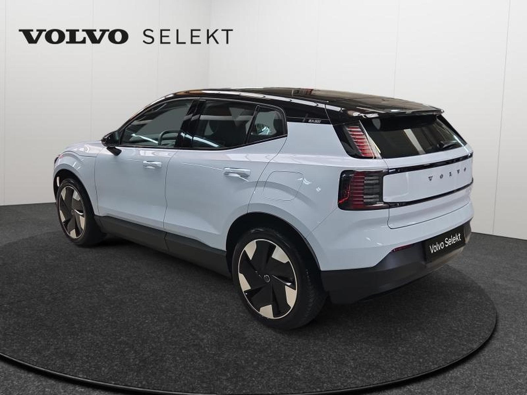 Volvo EX30 Plus SMER / Elecrique (2024) - Photo 5
