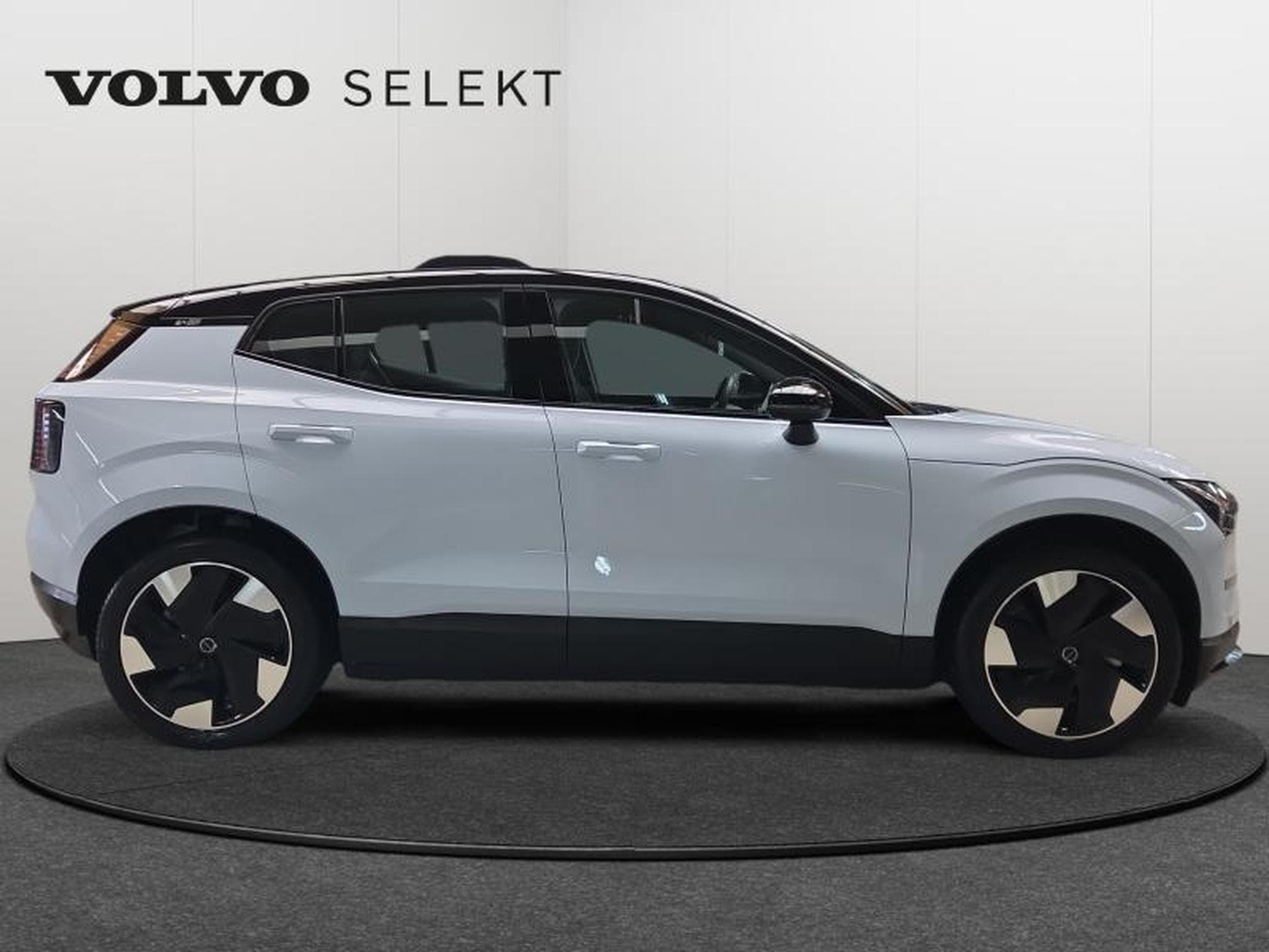 Volvo EX30 Plus SMER / Elecrique (2024) - Photo 7