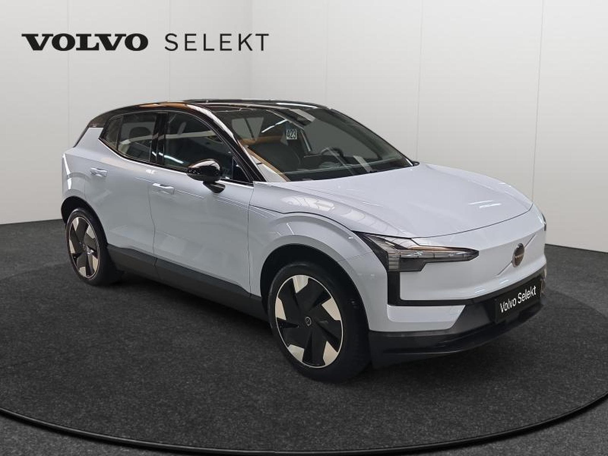 Volvo EX30 Plus SMER / Elecrique (2024) - Photo 8