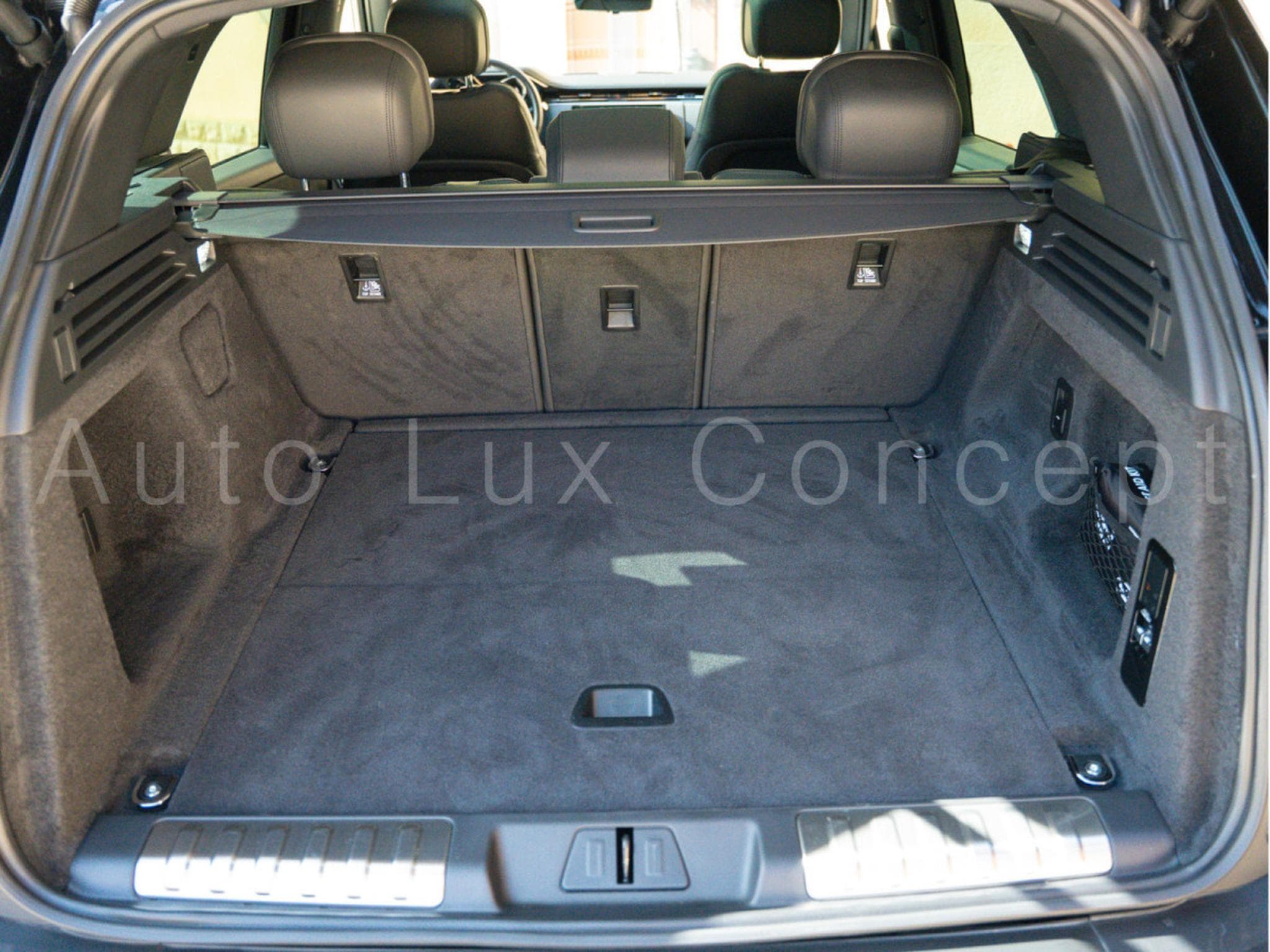 Land-Rover Range Rover Sport P460e Dynamic HSE AWD (2024) - Photo 21