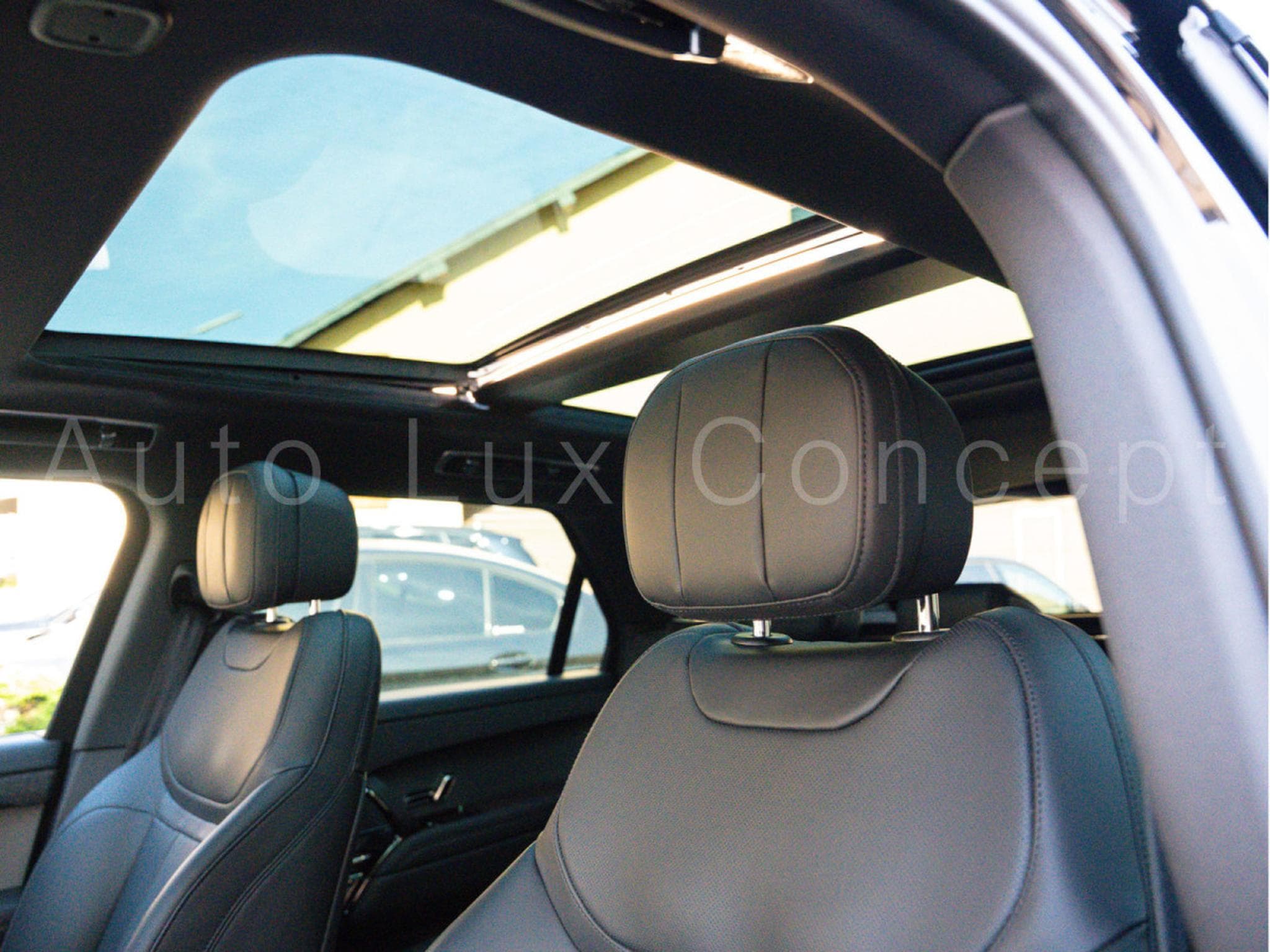 Land-Rover Range Rover Sport P460e Dynamic HSE AWD (2024) - Photo 9