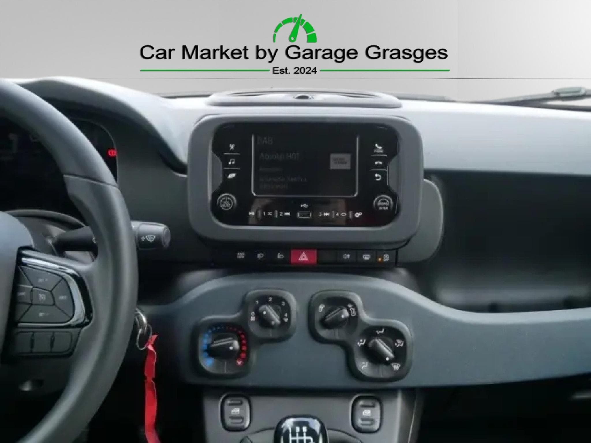 Fiat Panda ICON HYBRID 1.0 GSE (2026) - Photo 17