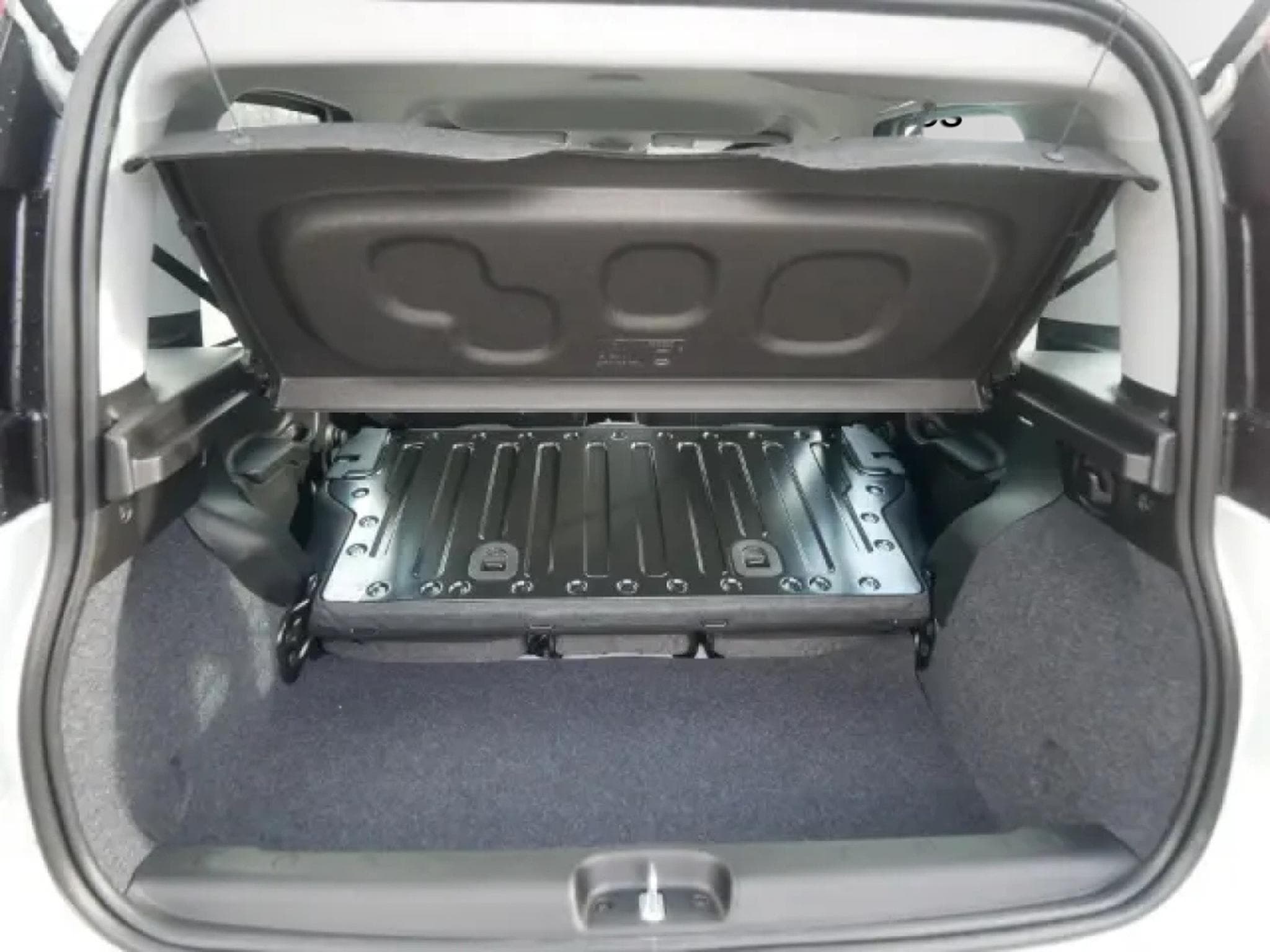 Fiat Panda ICON HYBRID 1.0 GSE (2026) - Photo 23