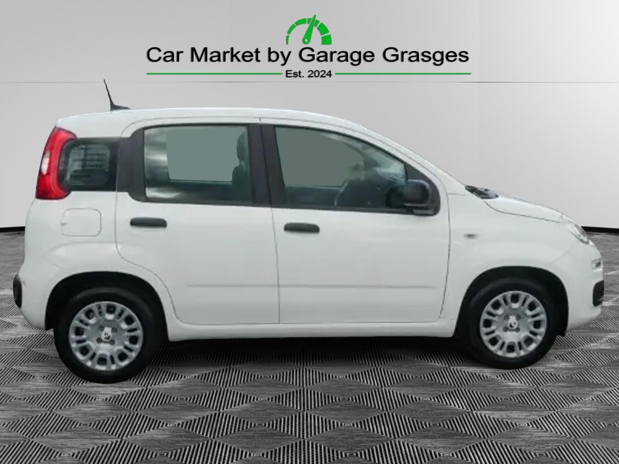 Fiat Panda ICON HYBRID 1.0 GSE (2026) - Photo 6