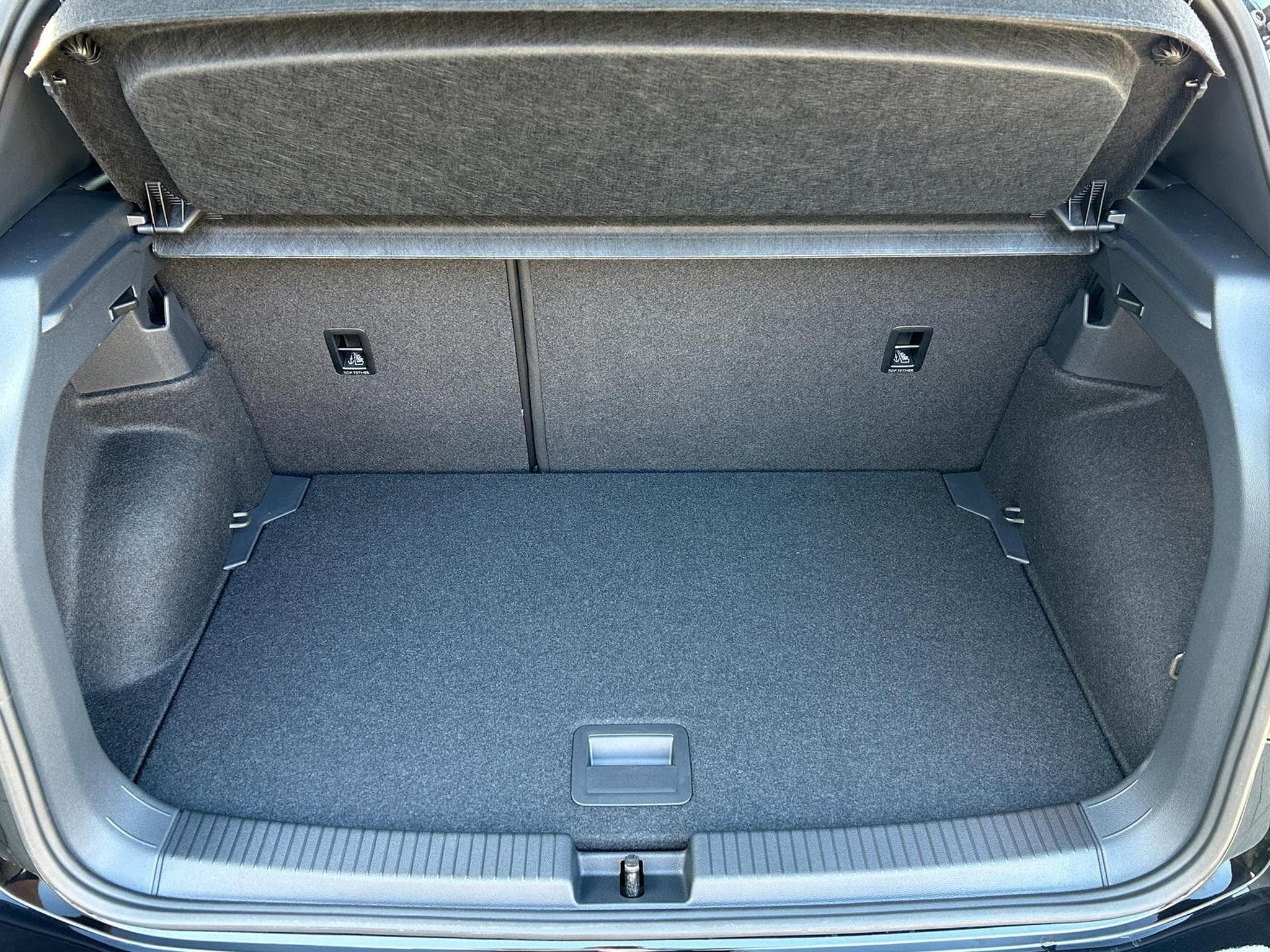 VW T-Cross R-Line (2026) - Photo 15