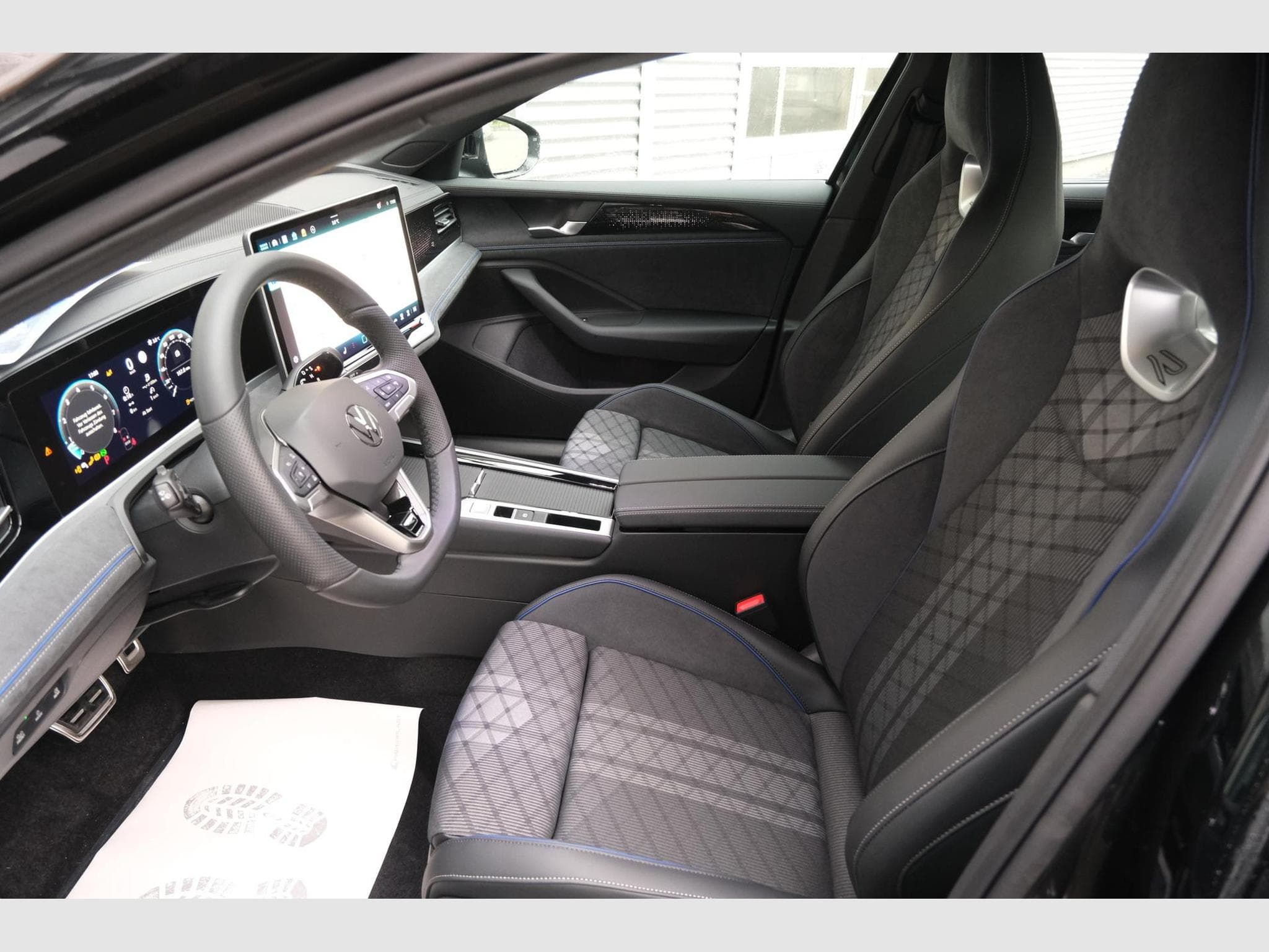 VW Passat Variant Var. 2.0 (2026) - Photo 21