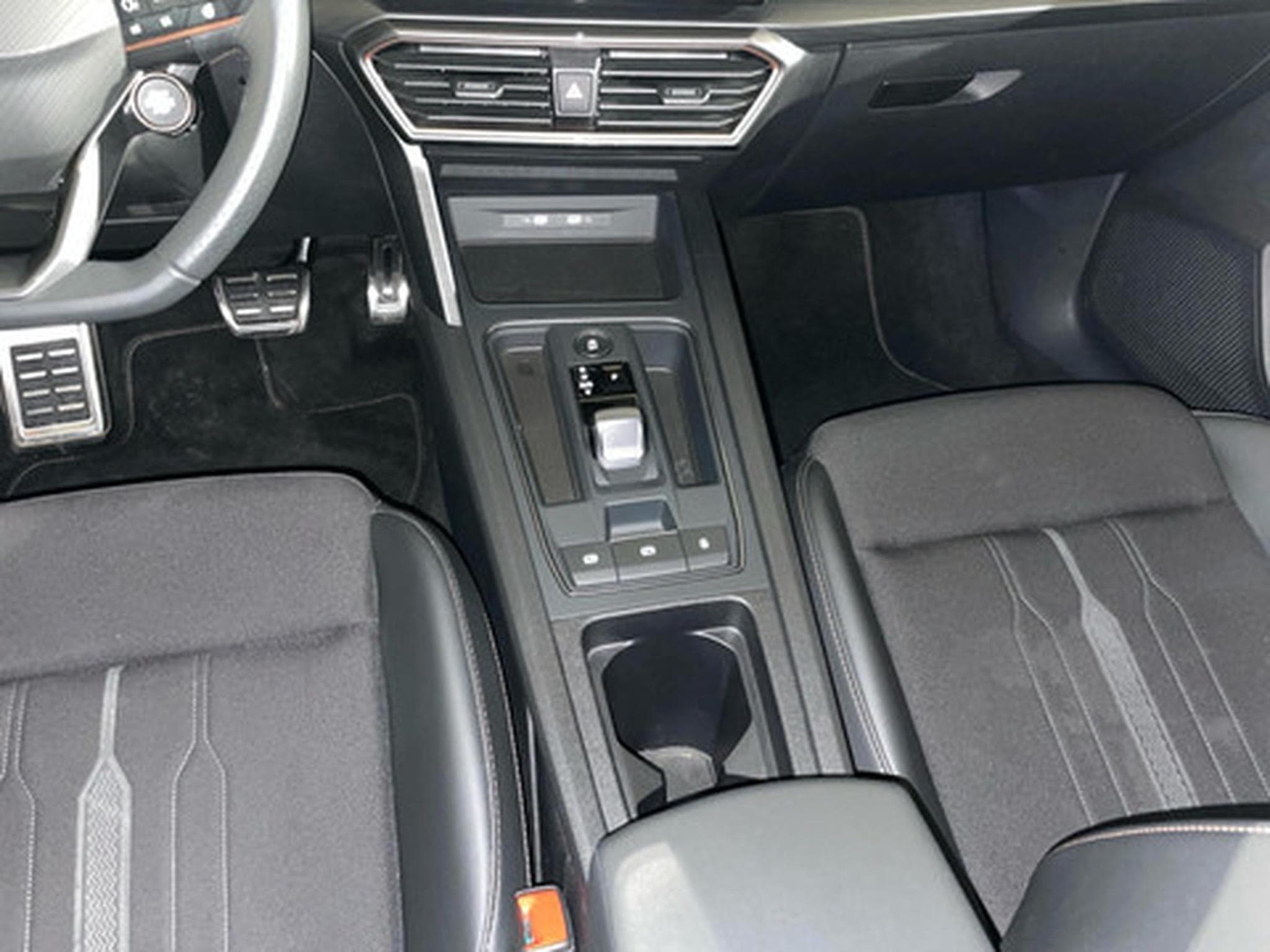 Cupra Leon 2.0 TSI EVO 221kW VZ DSG (2022) - Photo 10