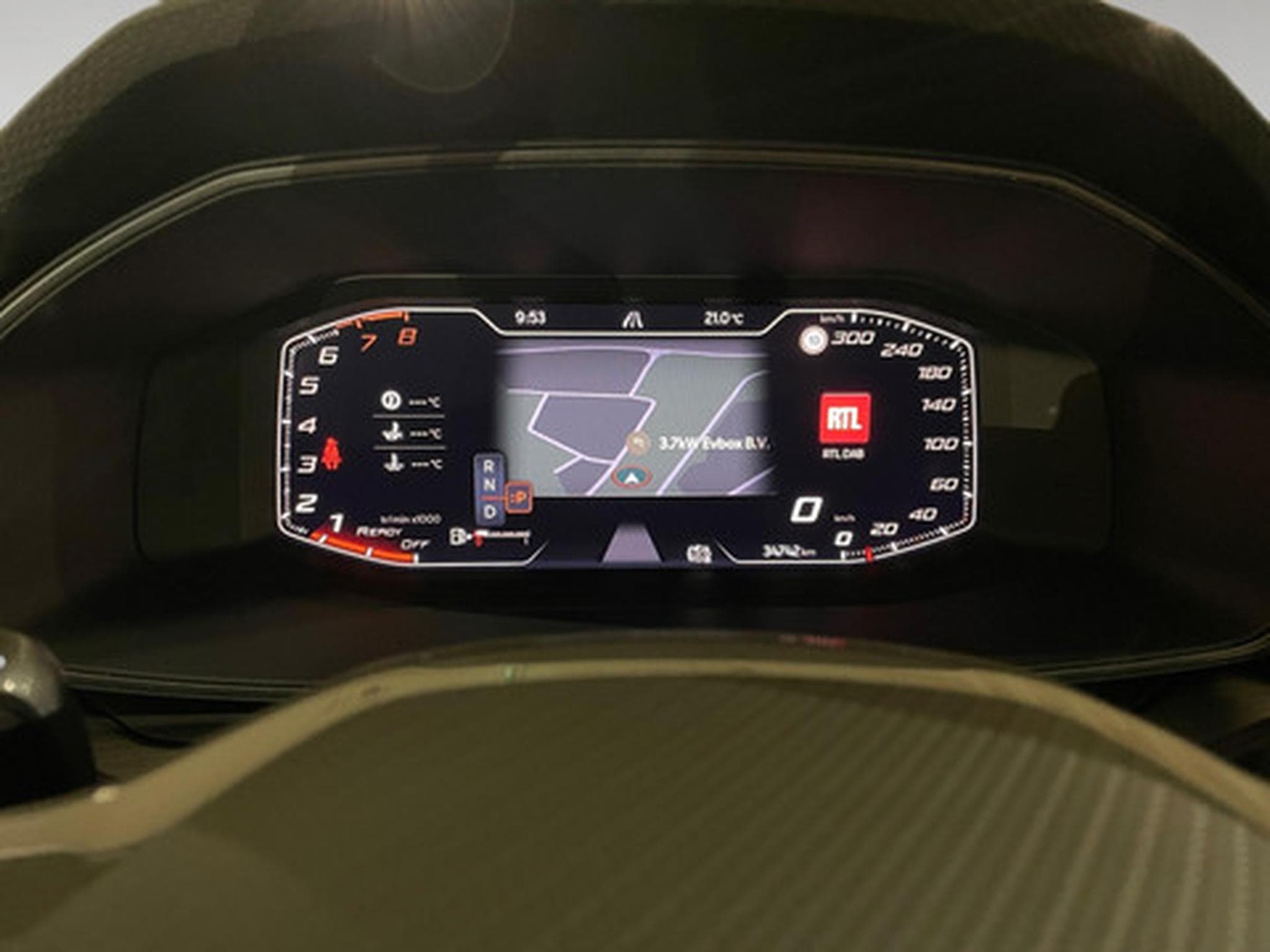 Cupra Leon 2.0 TSI EVO 221kW VZ DSG (2022) - Photo 2