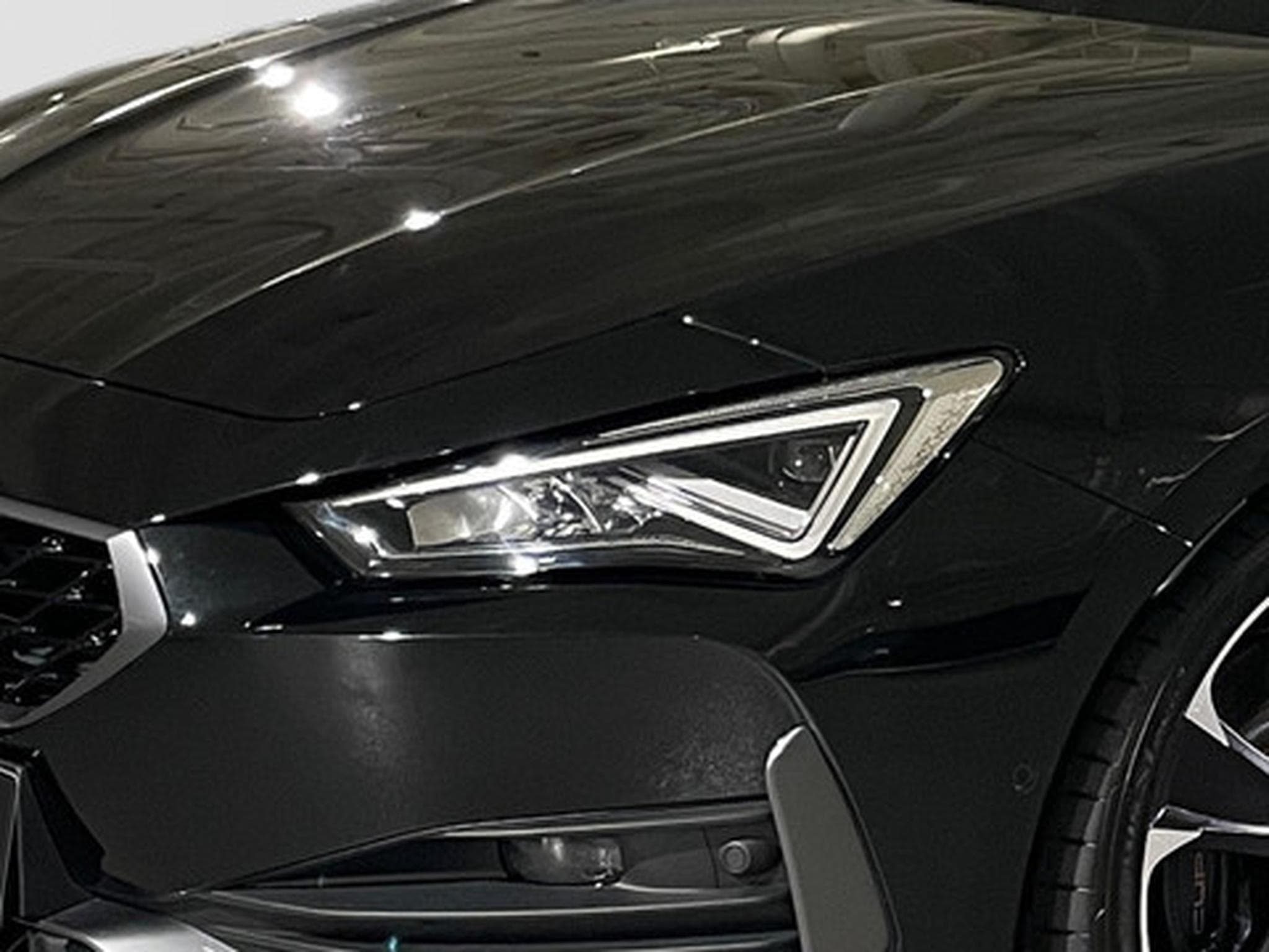 Cupra Leon 2.0 TSI EVO 221kW VZ DSG (2022) - Photo 21