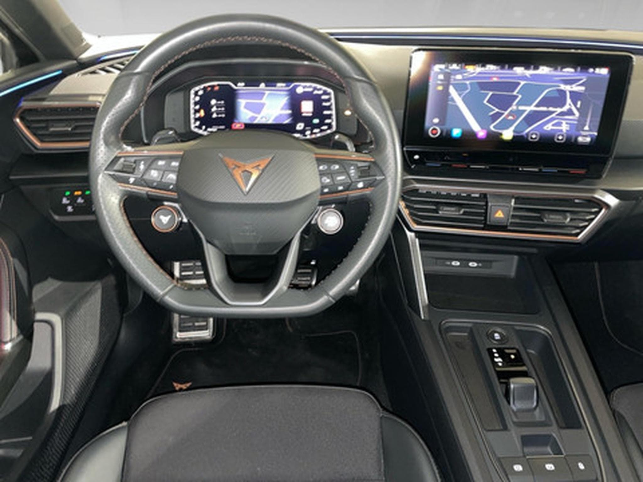 Cupra Leon 2.0 TSI EVO 221kW VZ DSG (2022) - Photo 6
