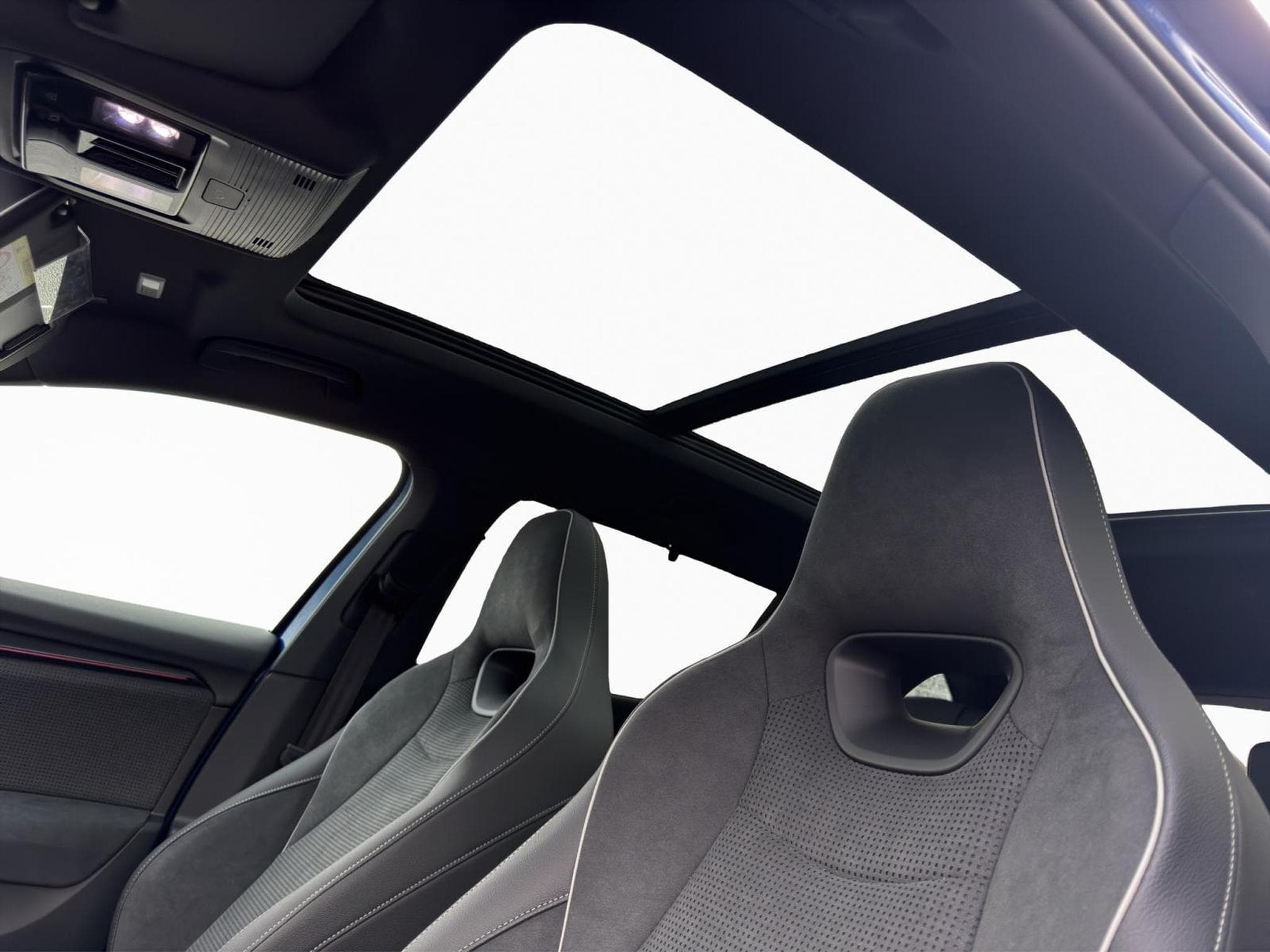 Skoda Superb Sportline (2026) - Photo 15