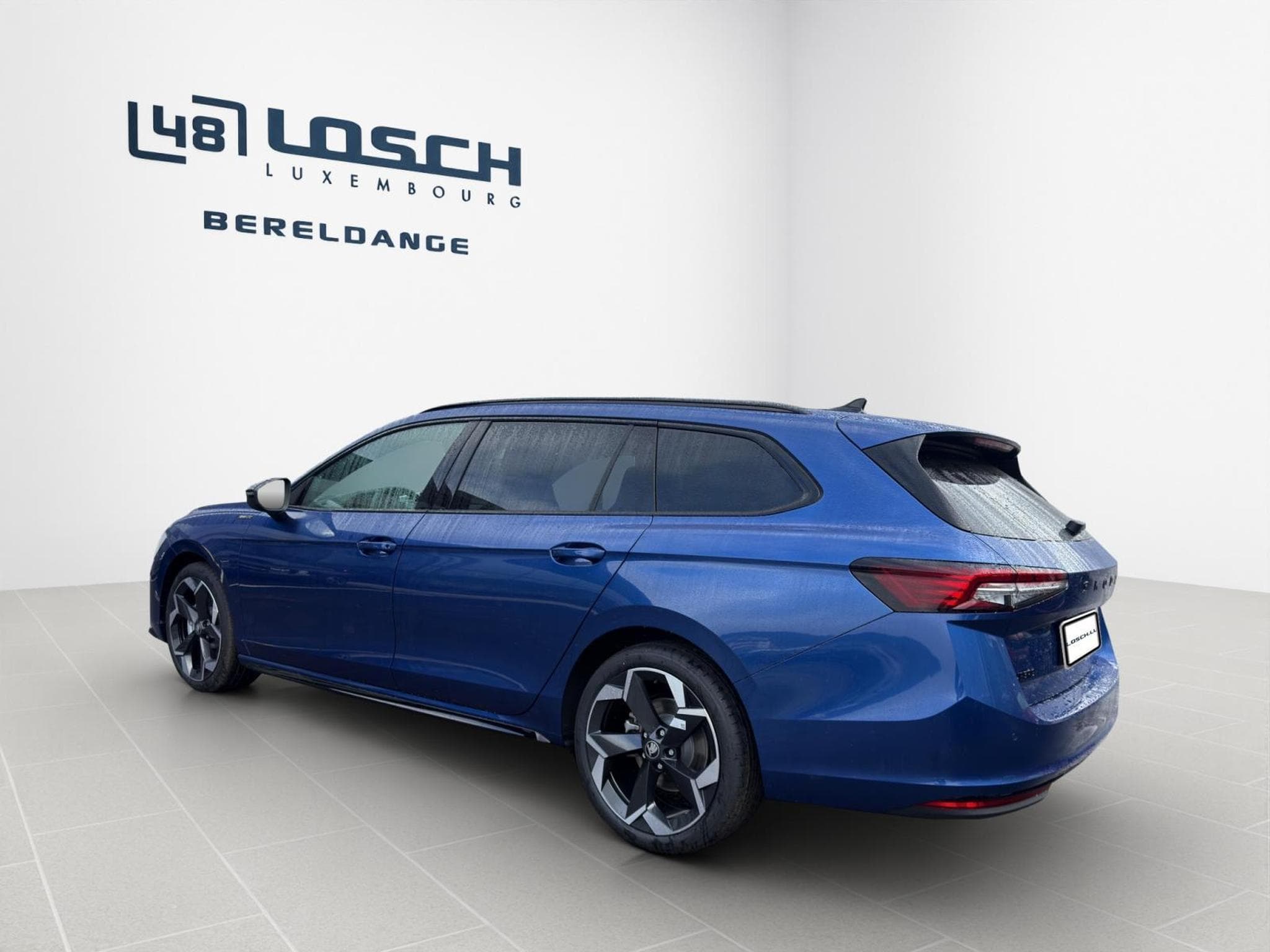 Skoda Superb Sportline (2026) - Photo 4
