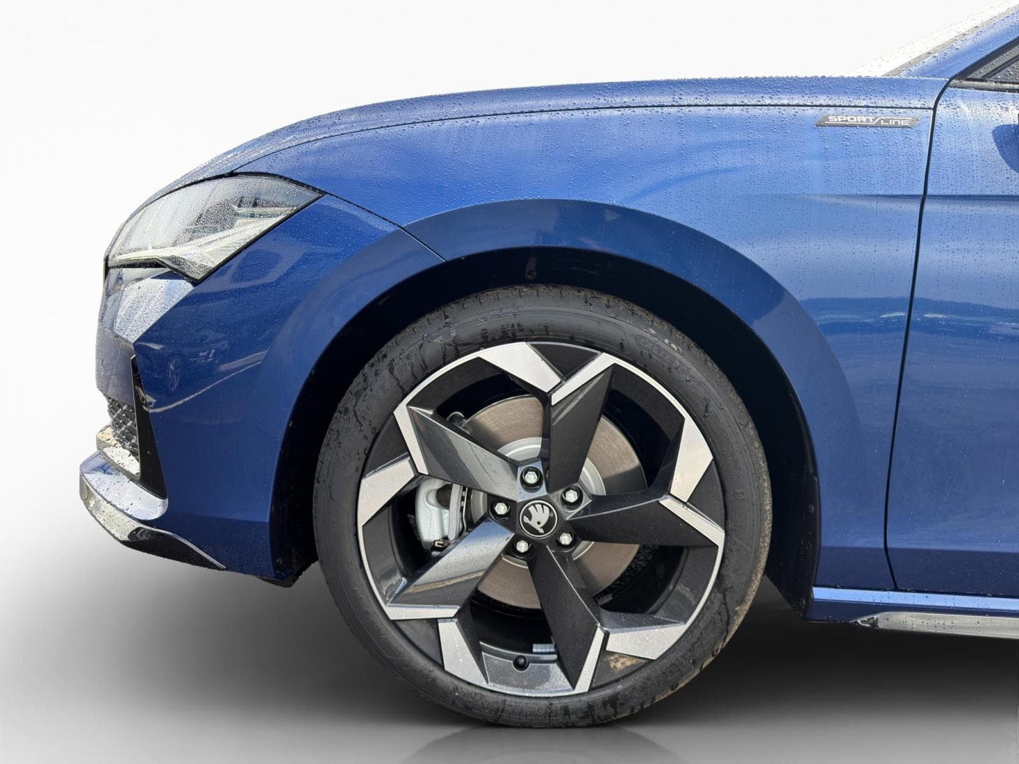 Skoda Superb Sportline (2026) - Photo 7