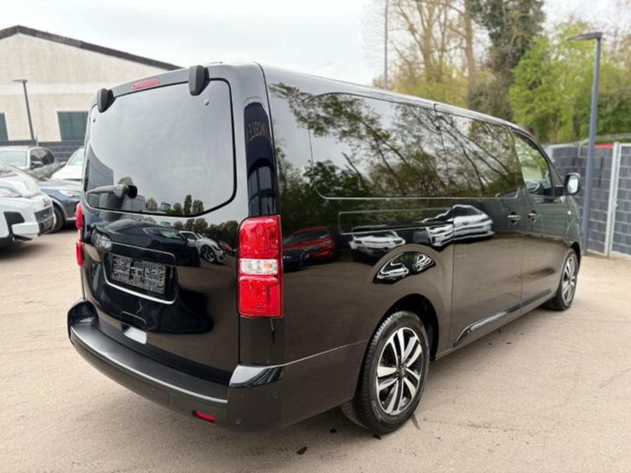 Citroën SpaceTourer SPACETOURER PLUS XL AUT..*1.HAND*NAVI*8 SITZER* (2024) - Photo 7