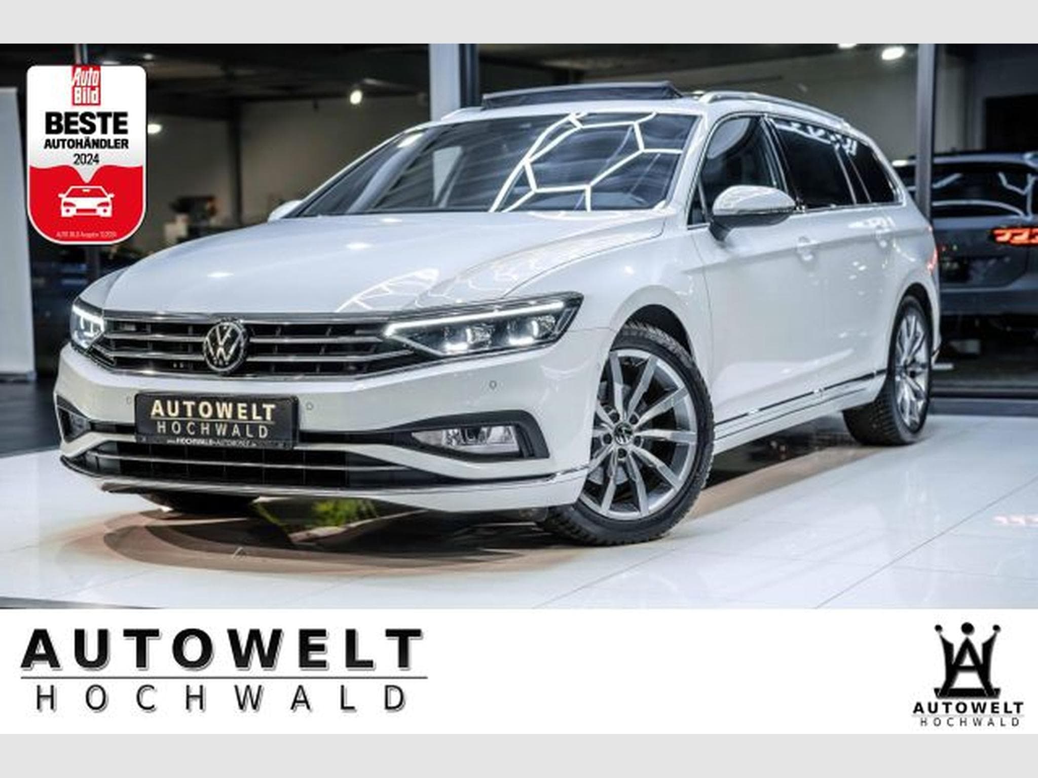 VW Passat Passat 2.0 TDI DSG R-Line Elegance NAVI AHK PANO (2024) - Photo 1
