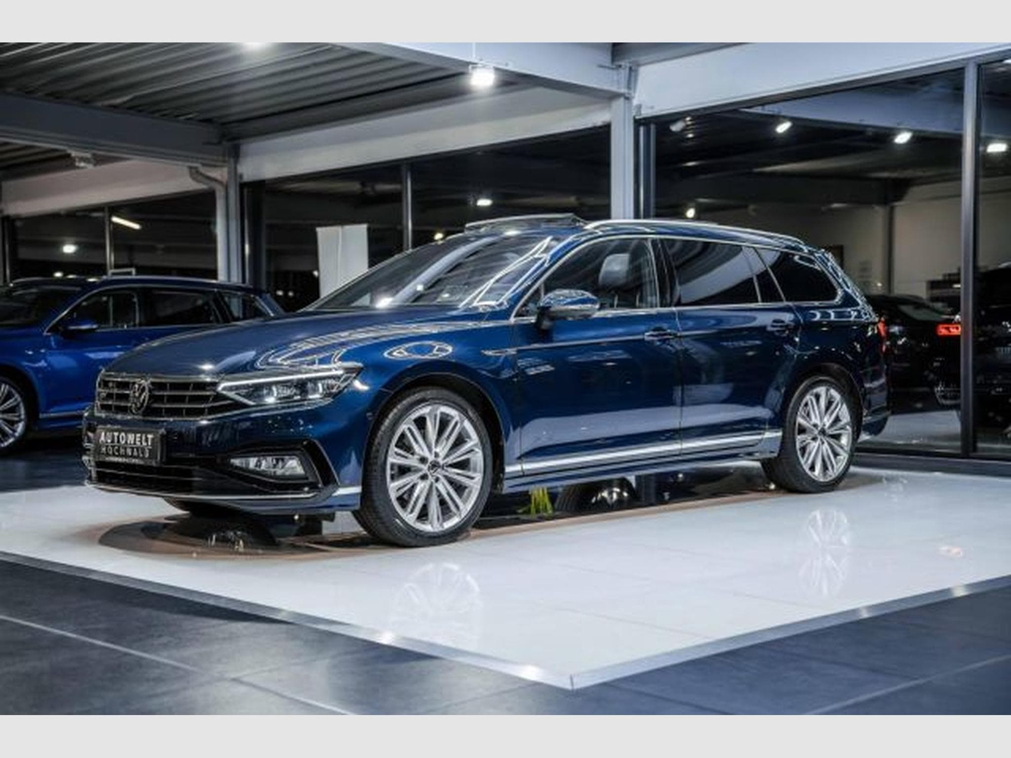 VW Passat Passat 2.0 TDI DSG 2x R-Line STAHZG H&amp;K PANO AHK (2022) - Photo 4