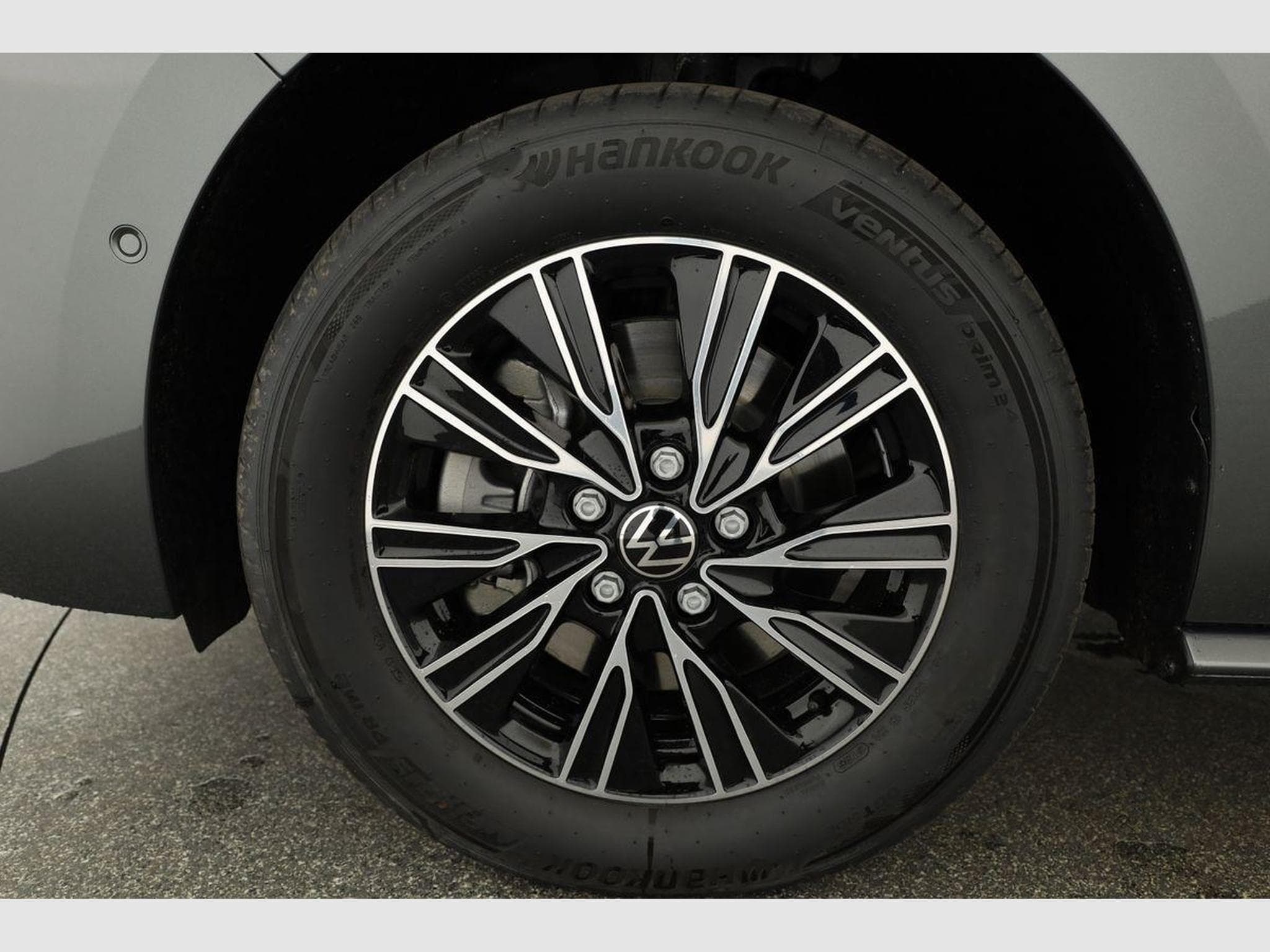 VW T7 eHybrid 4M Business (2026) - Photo 16
