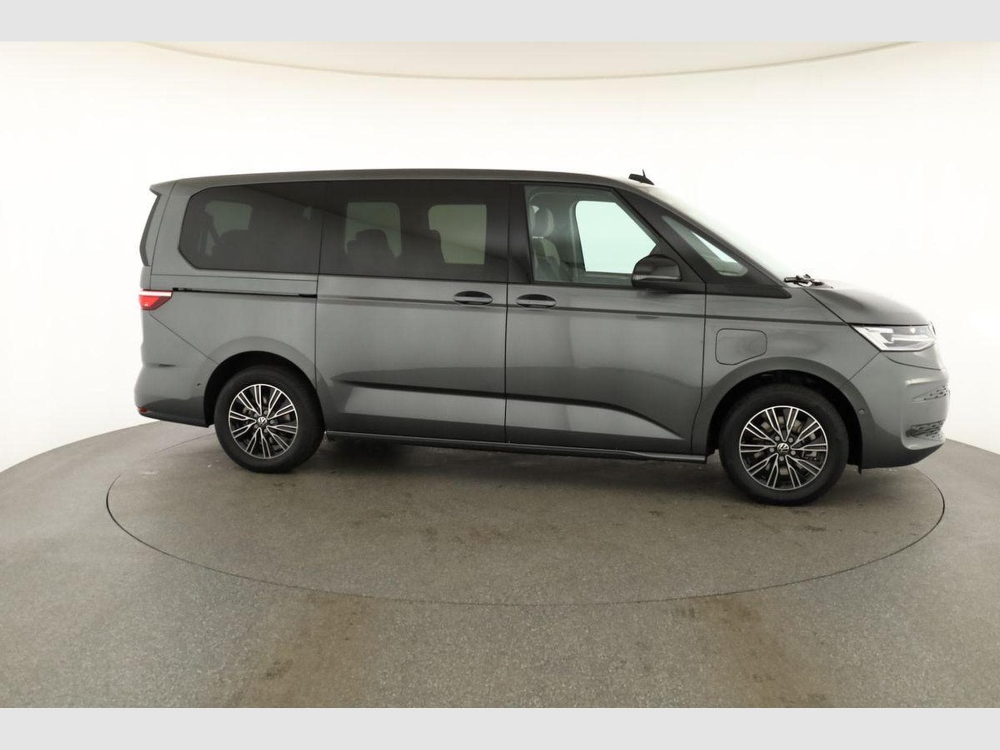 VW T7 eHybrid 4M Business (2026) - Photo 24