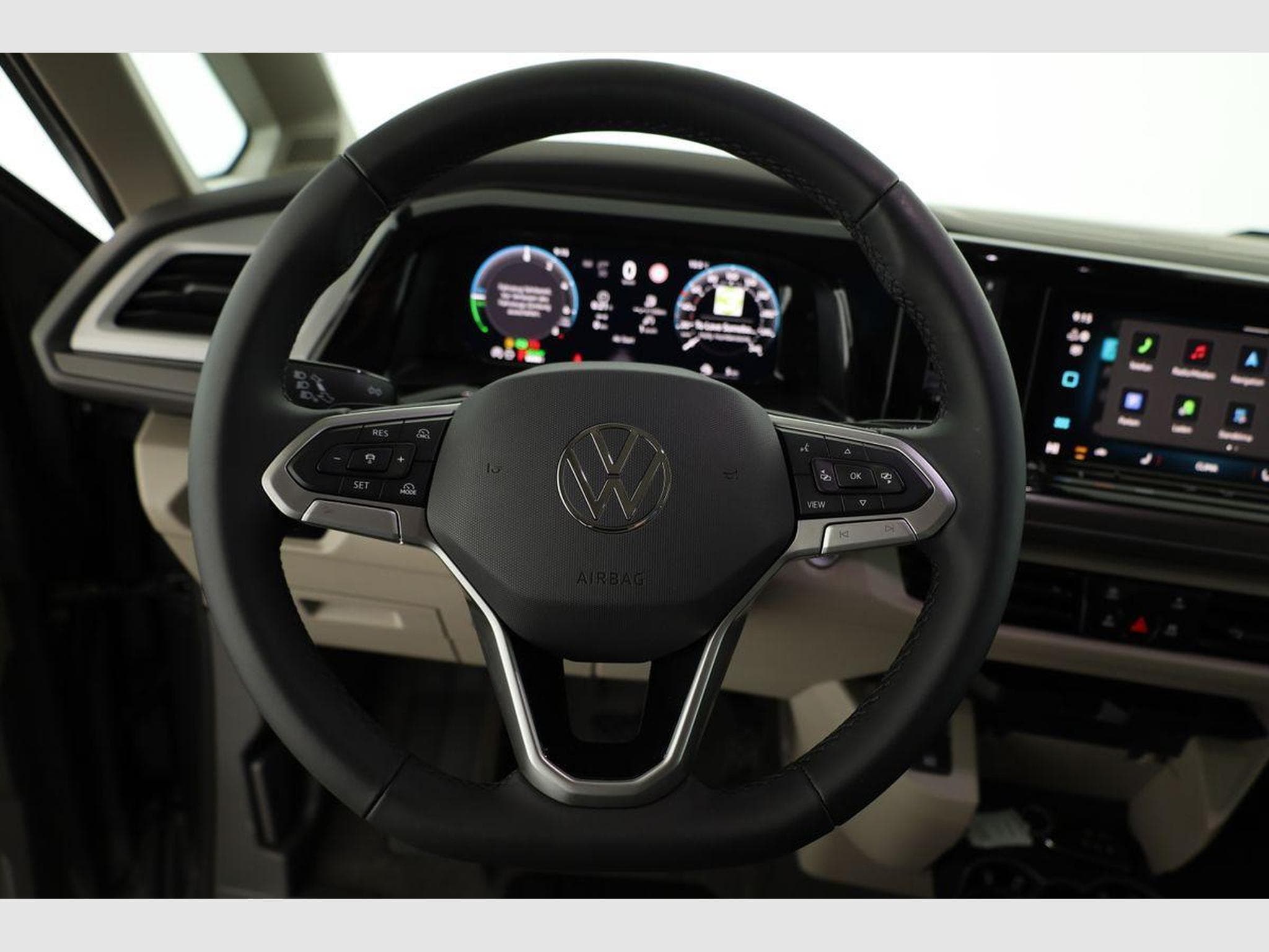 VW T7 eHybrid 4M Business (2026) - Photo 5