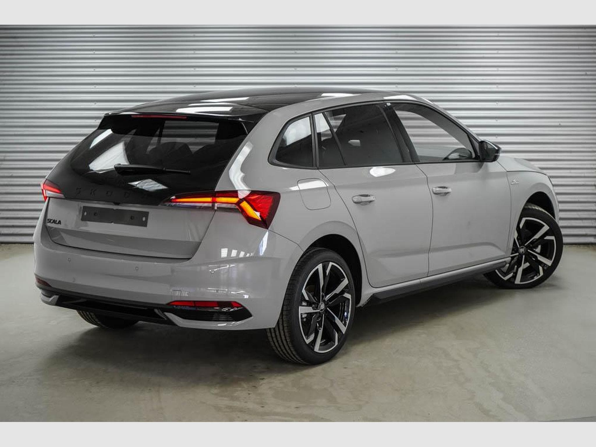 Skoda Scala 1,0 TSI DSG (2025) - Photo 3