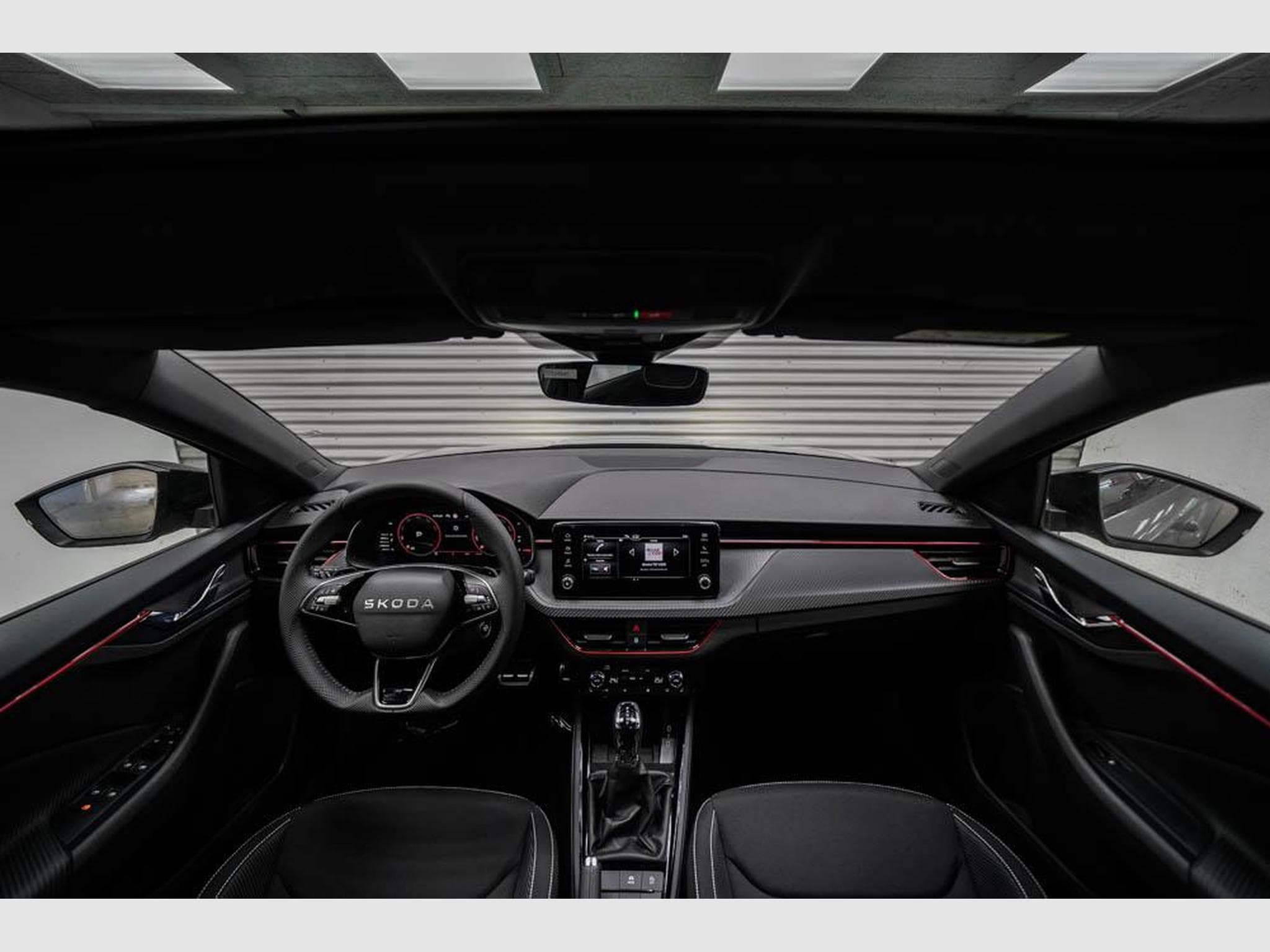 Skoda Scala 1,0 TSI DSG (2025) - Photo 6