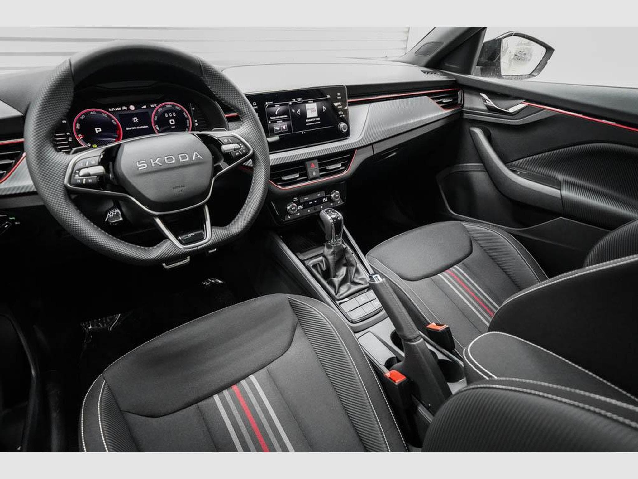 Skoda Scala 1,0 TSI DSG (2025) - Photo 7