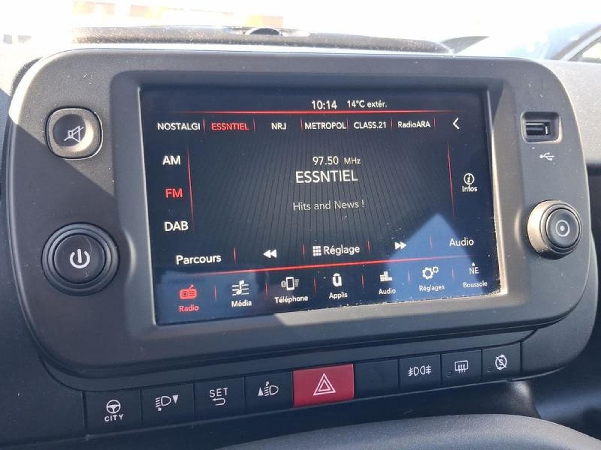 Fiat Panda RED 4Q (2022) - Photo 16