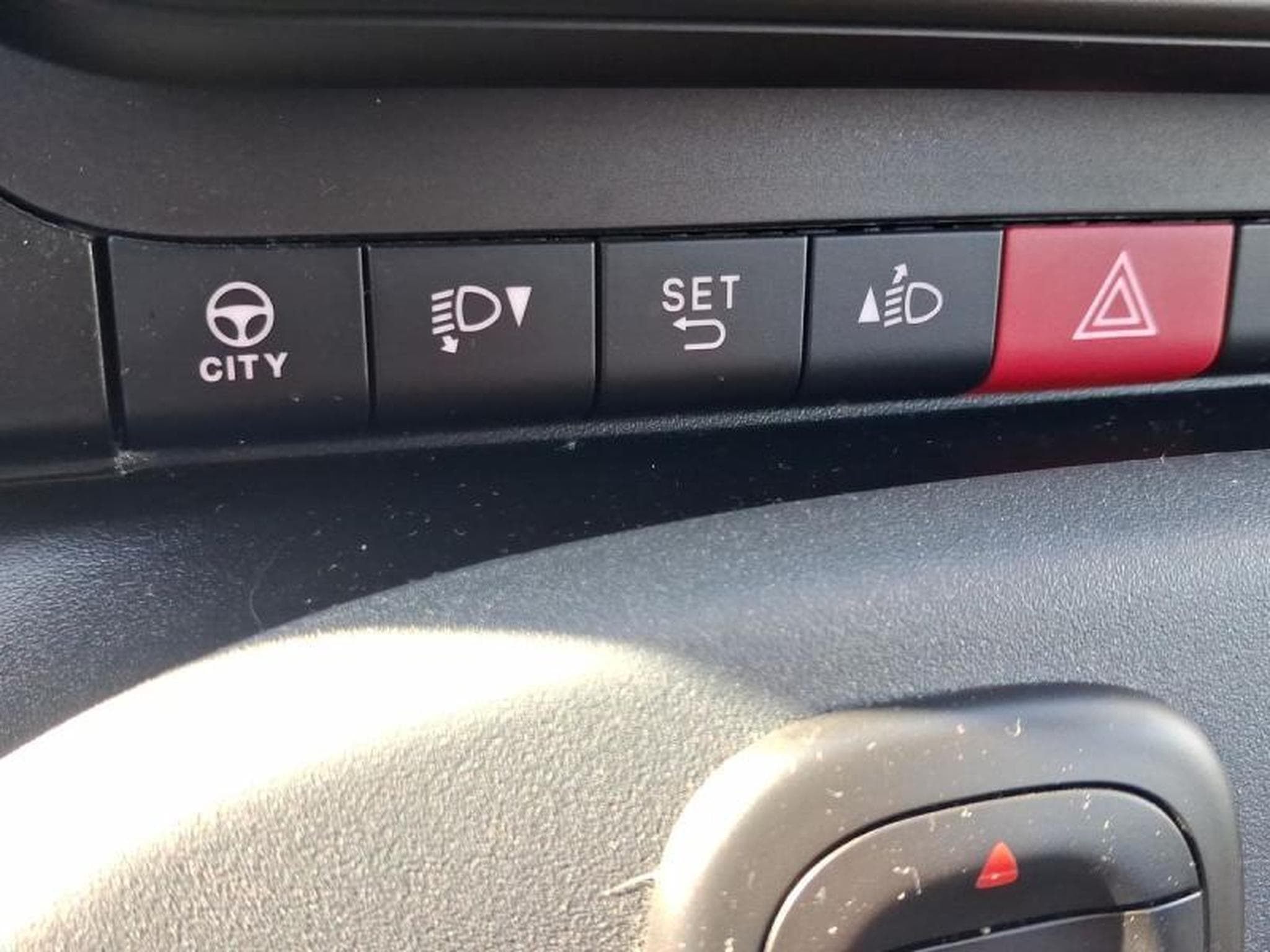 Fiat Panda RED 4Q (2022) - Photo 21