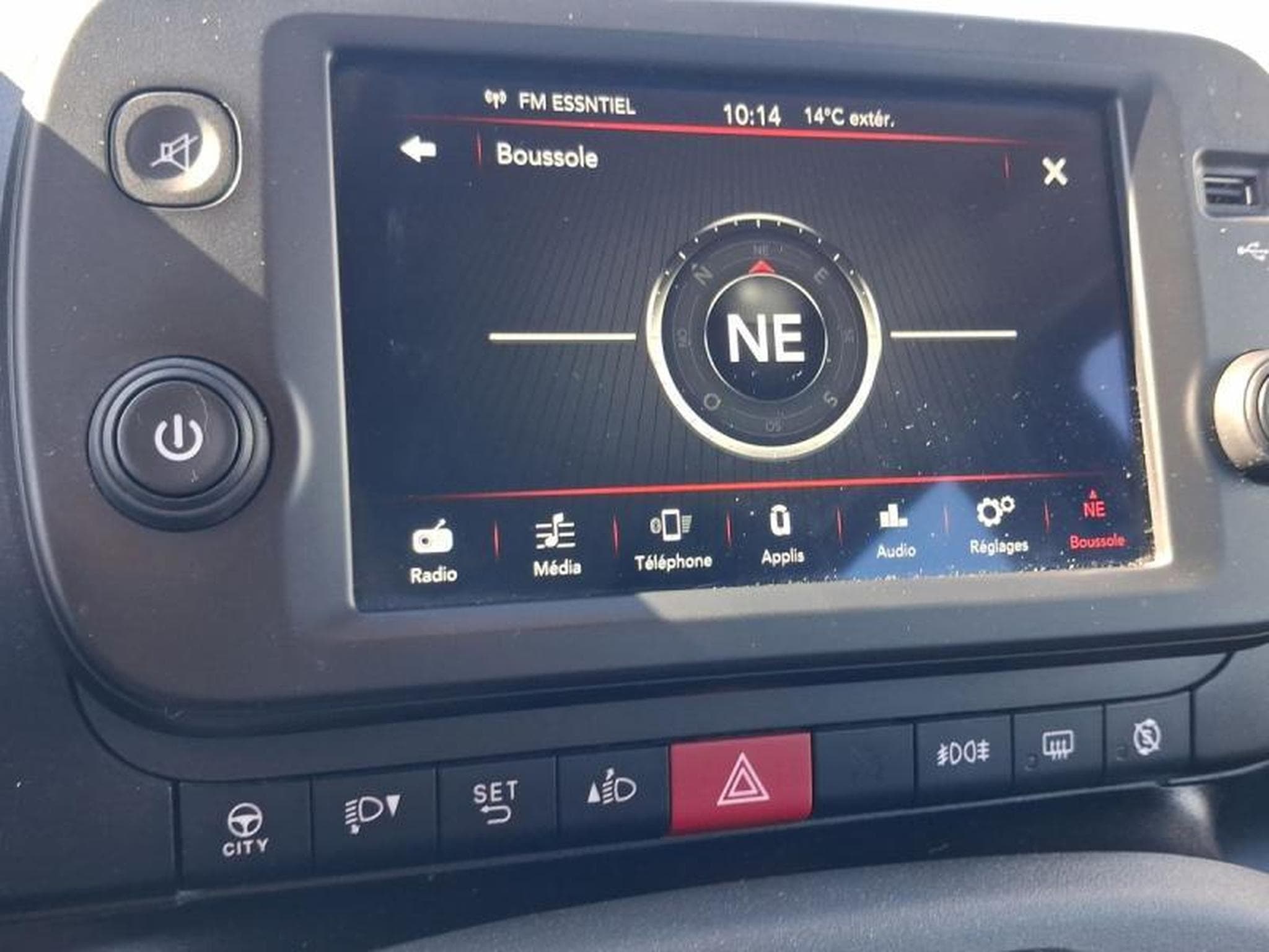 Fiat Panda RED 4Q (2022) - Photo 24