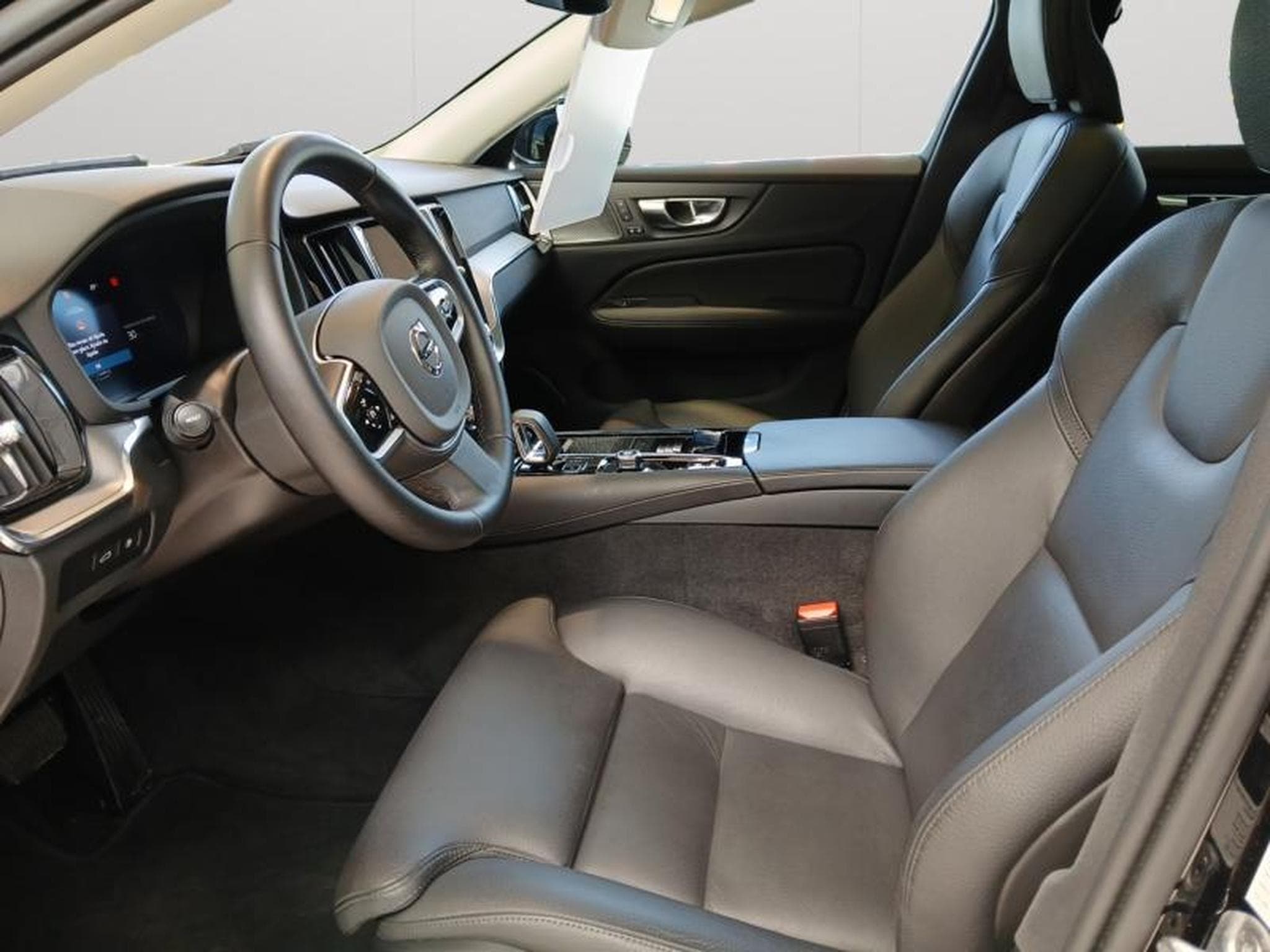 Volvo V60 T6 Plus Bright  / Hybride (2025) - Photo 7